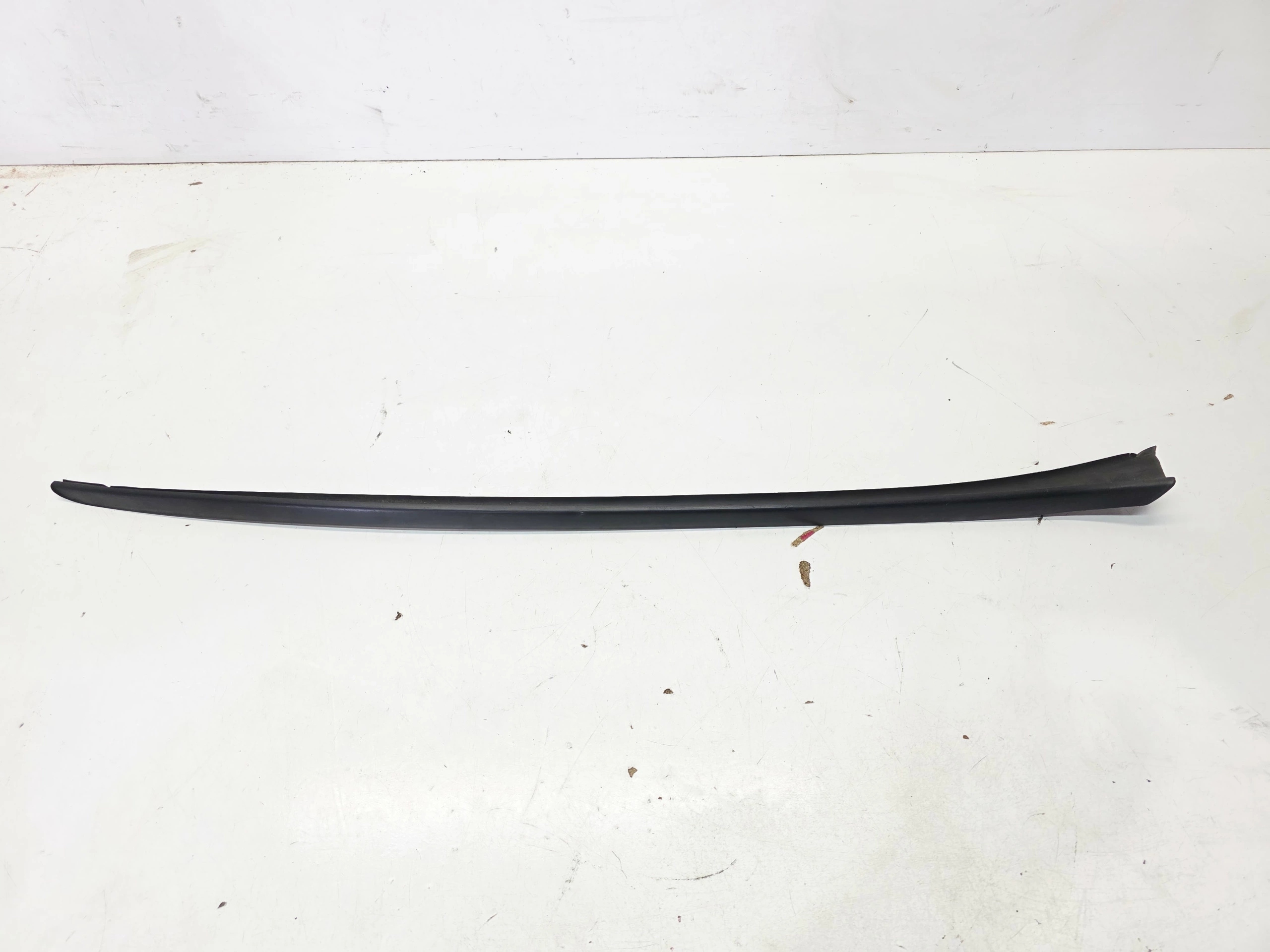 moulding dust windows CZOLOWEJ right AUDI Q5 8R 8R0854328A