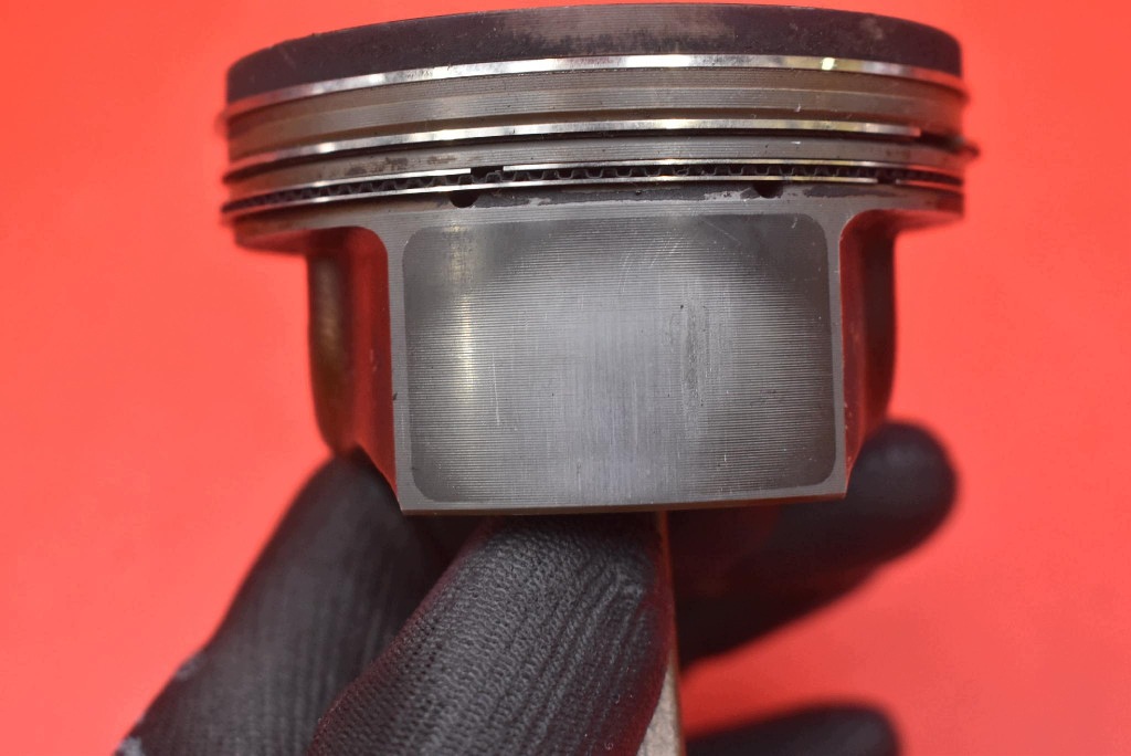 Piston Bielle OPEL INSIGNIA A 1.6 T 180 KM 08-14