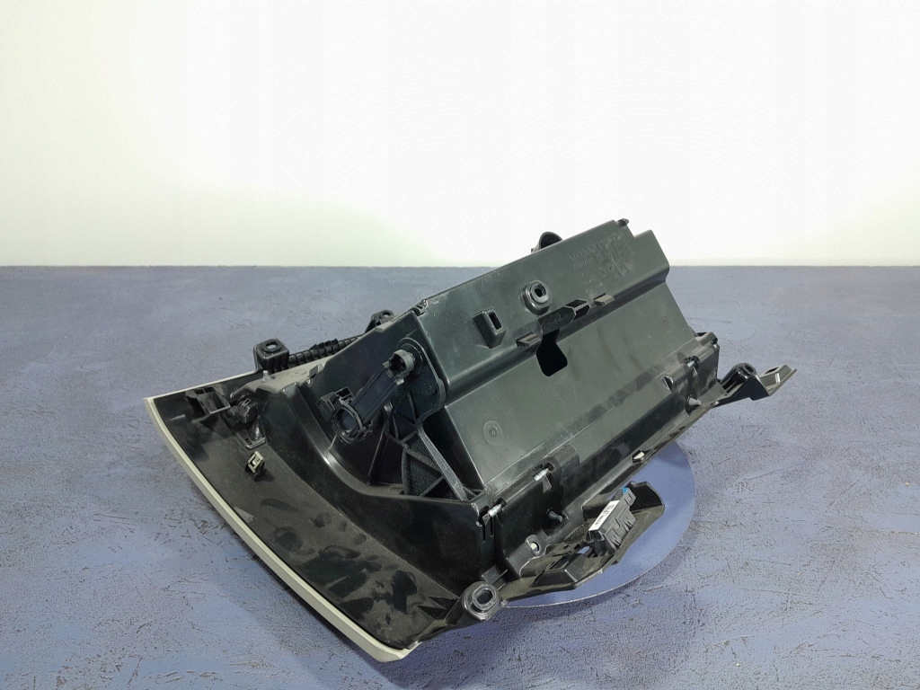 volvo S90 II V90 бардачок пассажира кожа европа 31417445