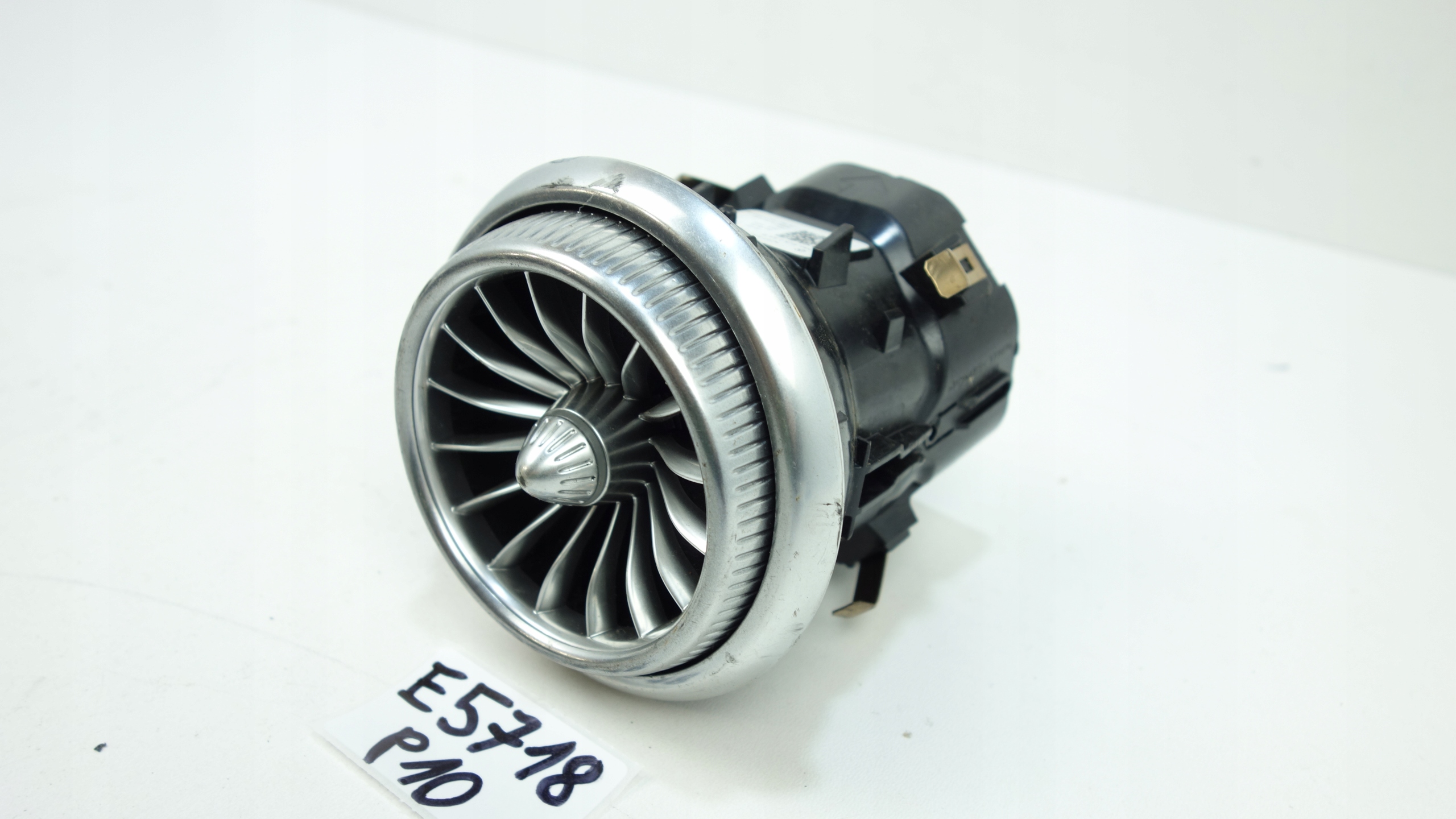 grid air conditioning devices MERCEDES-BENZ EQS V297 2021- A2978304100