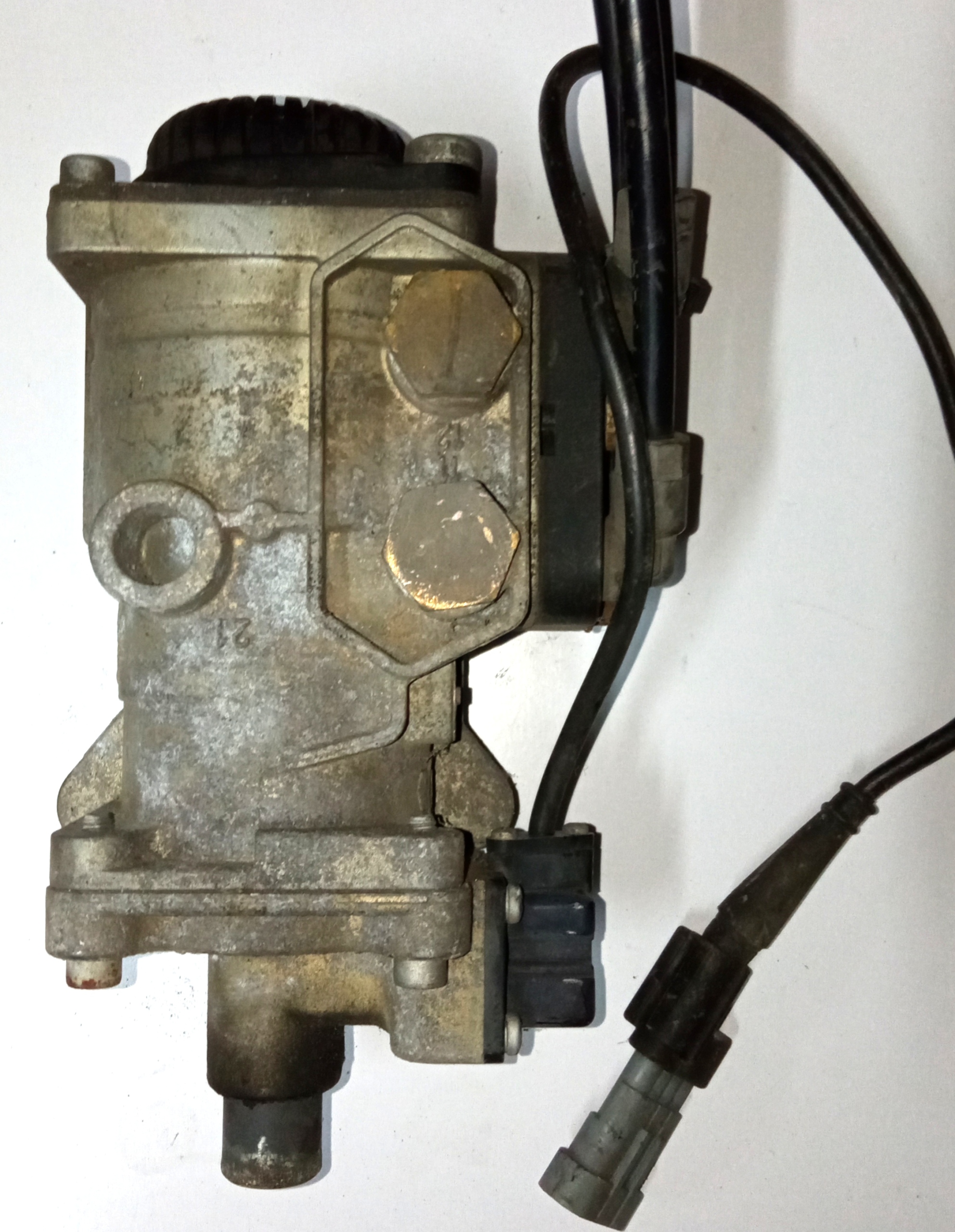 DX60A - Головний гальмівний клапан Iveco Stralis