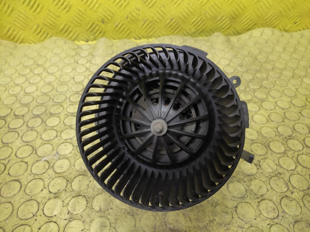 OPEL ZAFIRA B heating air
