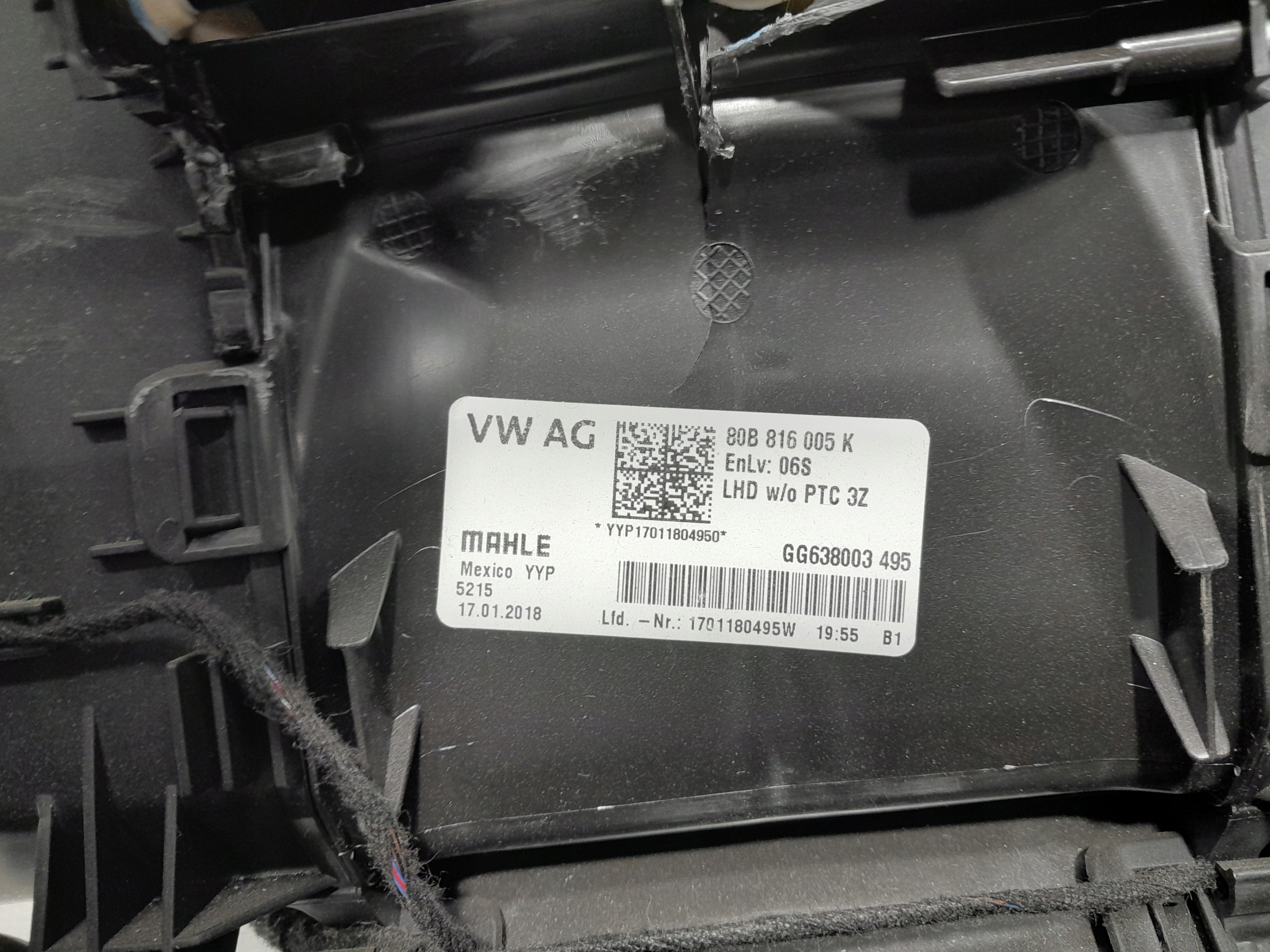 AUDI Q5 II 80A heater support 4M1820021B