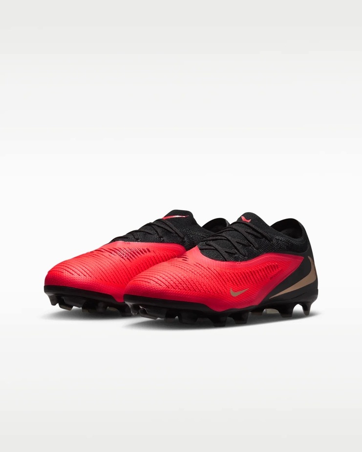 Buty piłkarskie dziecięce Nike lanka korki Phantom 6 Low Pro r. 35