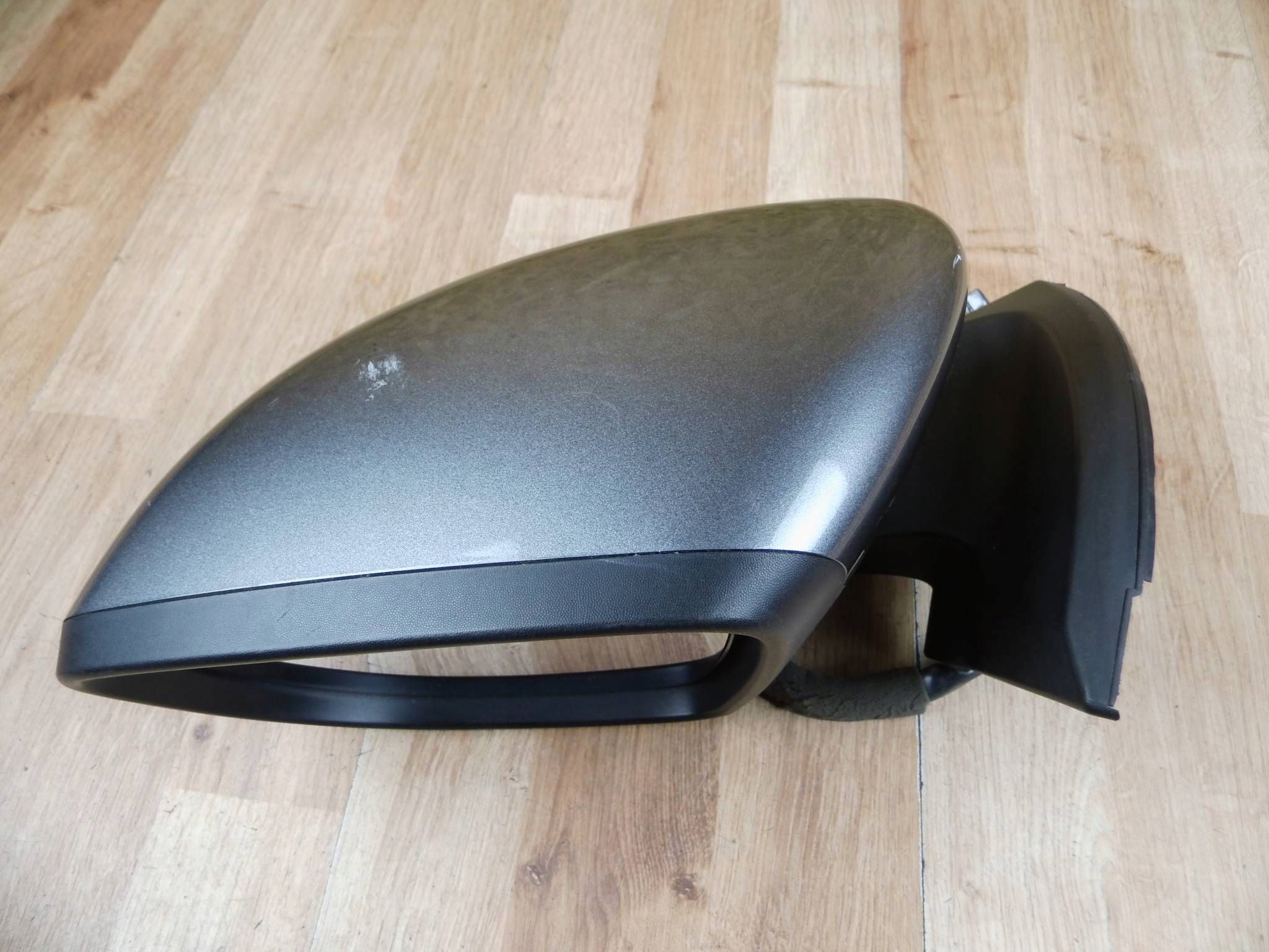 Nissan Leaf II (ZE1) 2017+ mirror left 10-PIN - 0417021