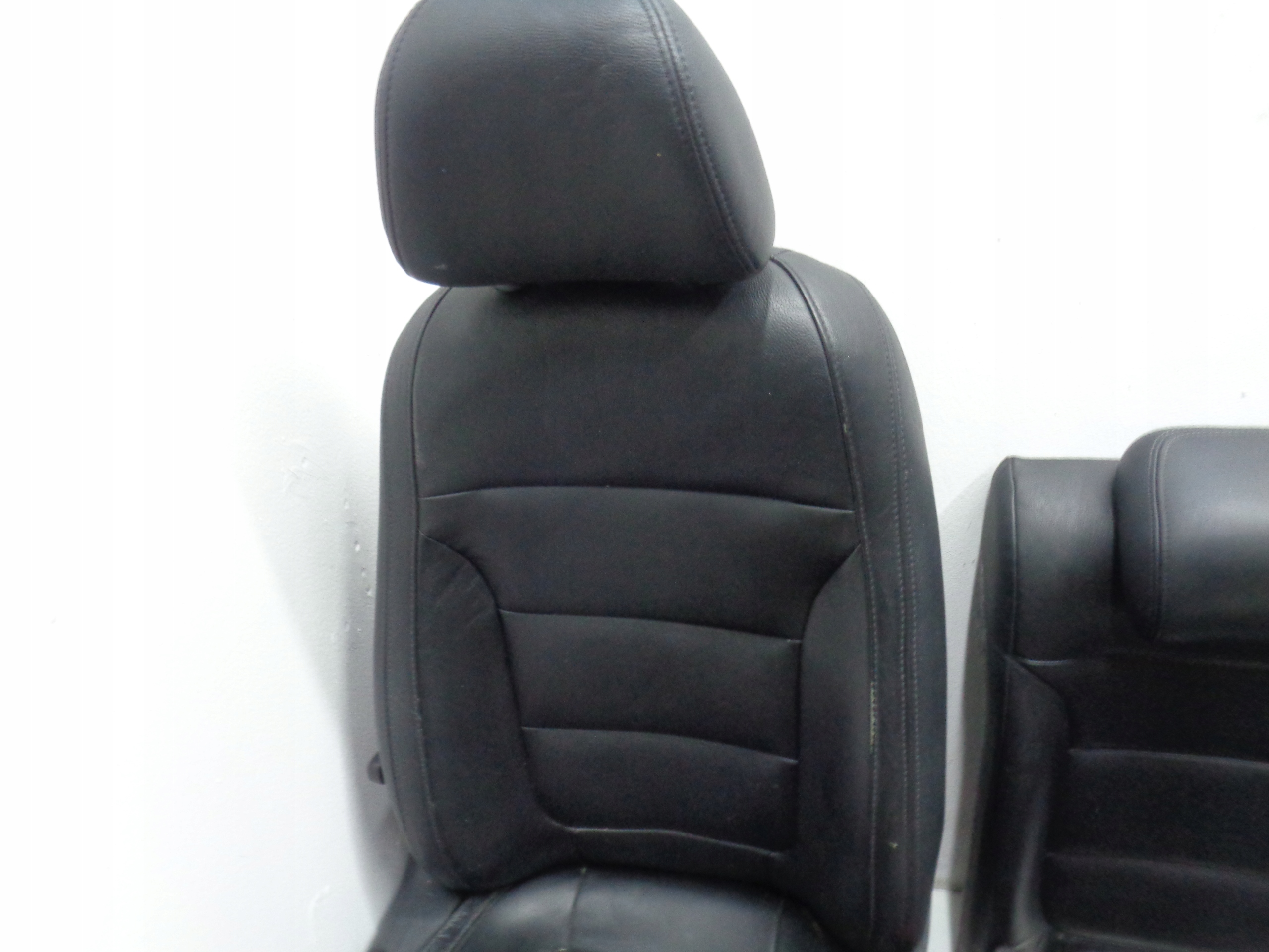 VW JETTA VI 5C6 10-18R SITZ KOMPLET LEDER