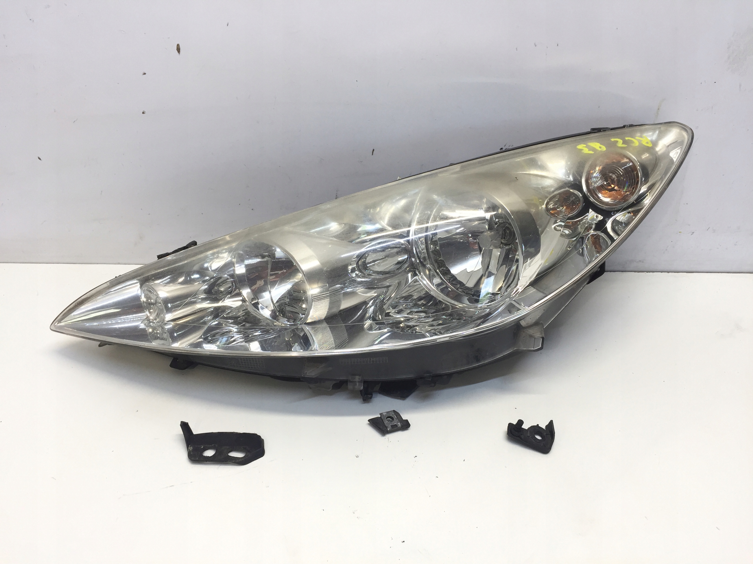 ЛЕВА ФАРА ПЕРЕДНЯЯ PEUGEOT КОМНАТНАЯ ТЕМПЕРАТУРА #93