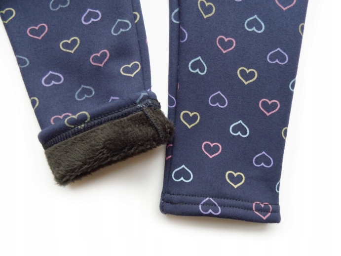 

Legginsy Na Futerku Serduszka Rozmiar 98/104
