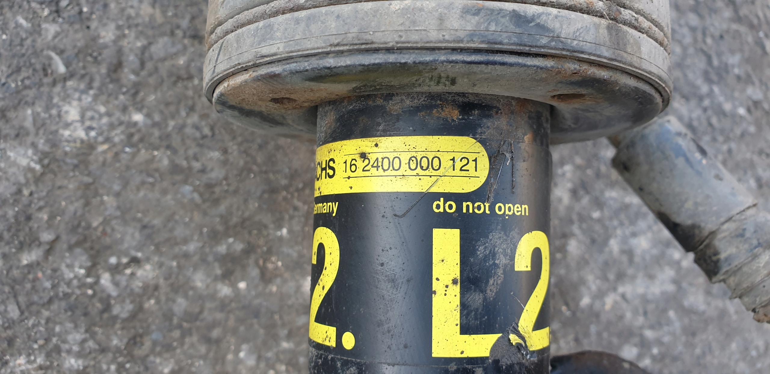 shock absorber ABC left front MERCEDES S W221 CL W216 OE