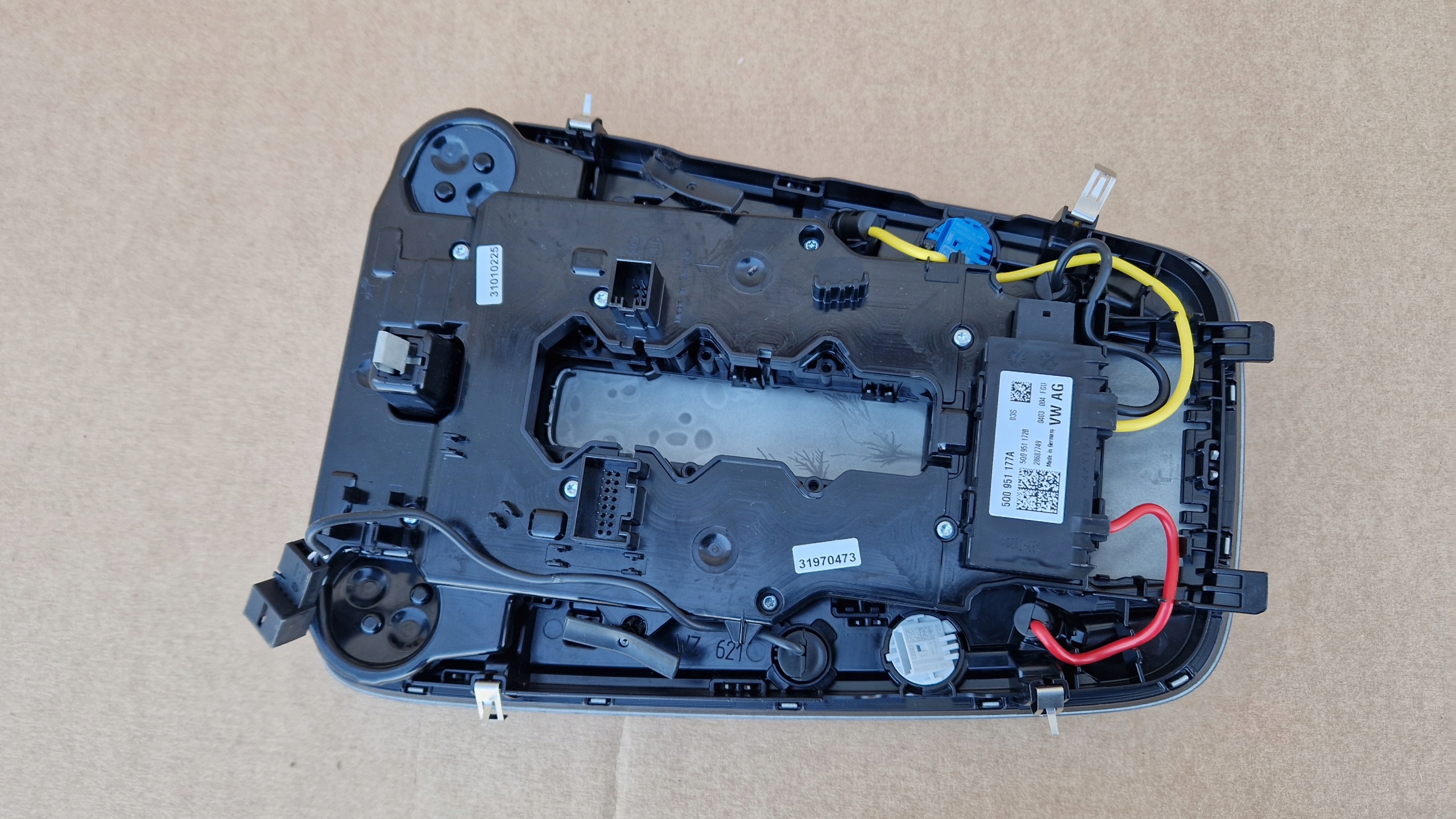FANALE CIELO INTERNO AUDI A4 B9 A6 C8 4K0947135AE Originale