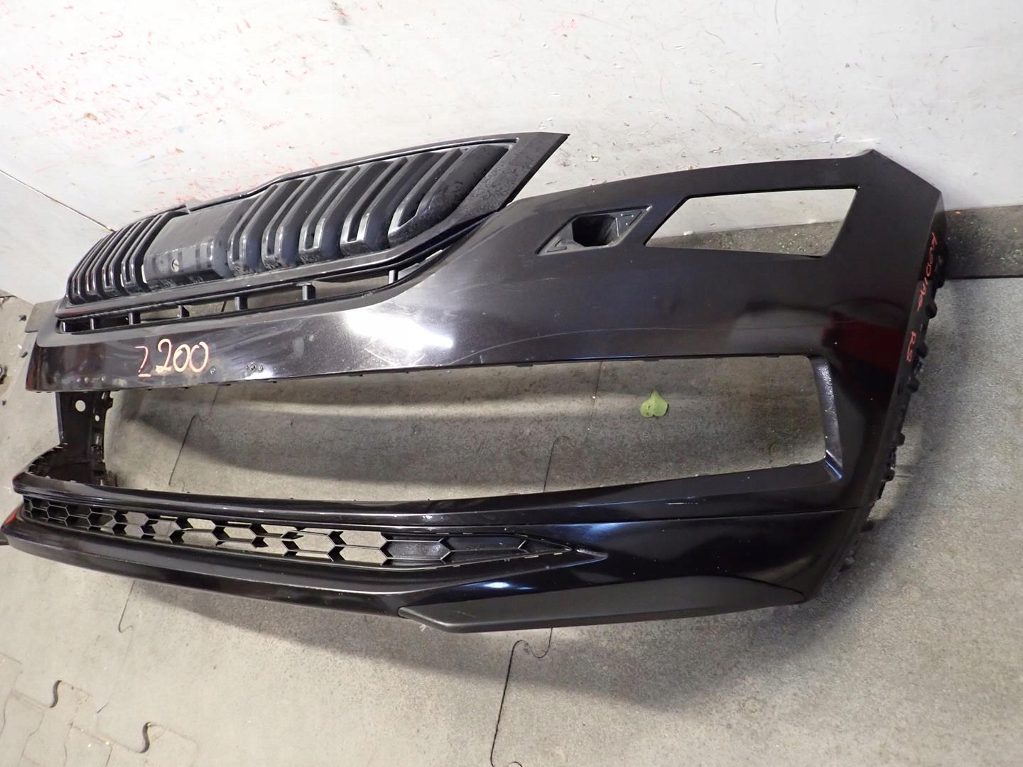 bumper front front SKODA KODIAQ RS 2016- 565807221