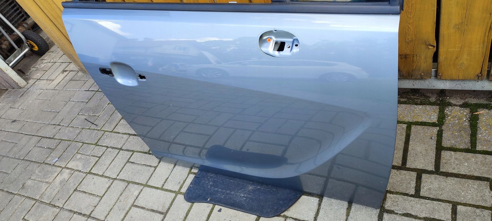 door front front right Opel Meriva B Z179