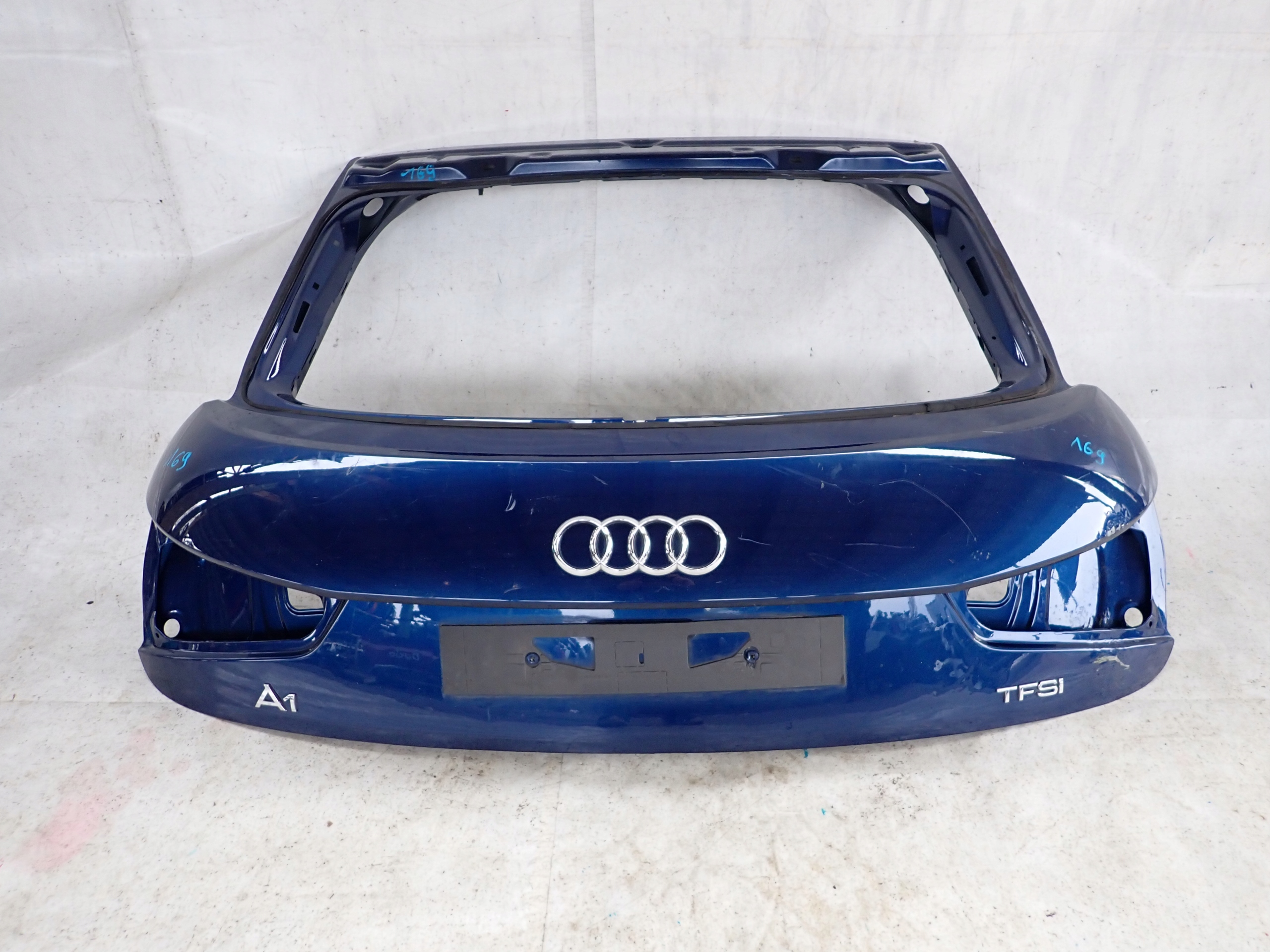 AUDI A1 8X0 3D 10- trunk door boot rear part rear