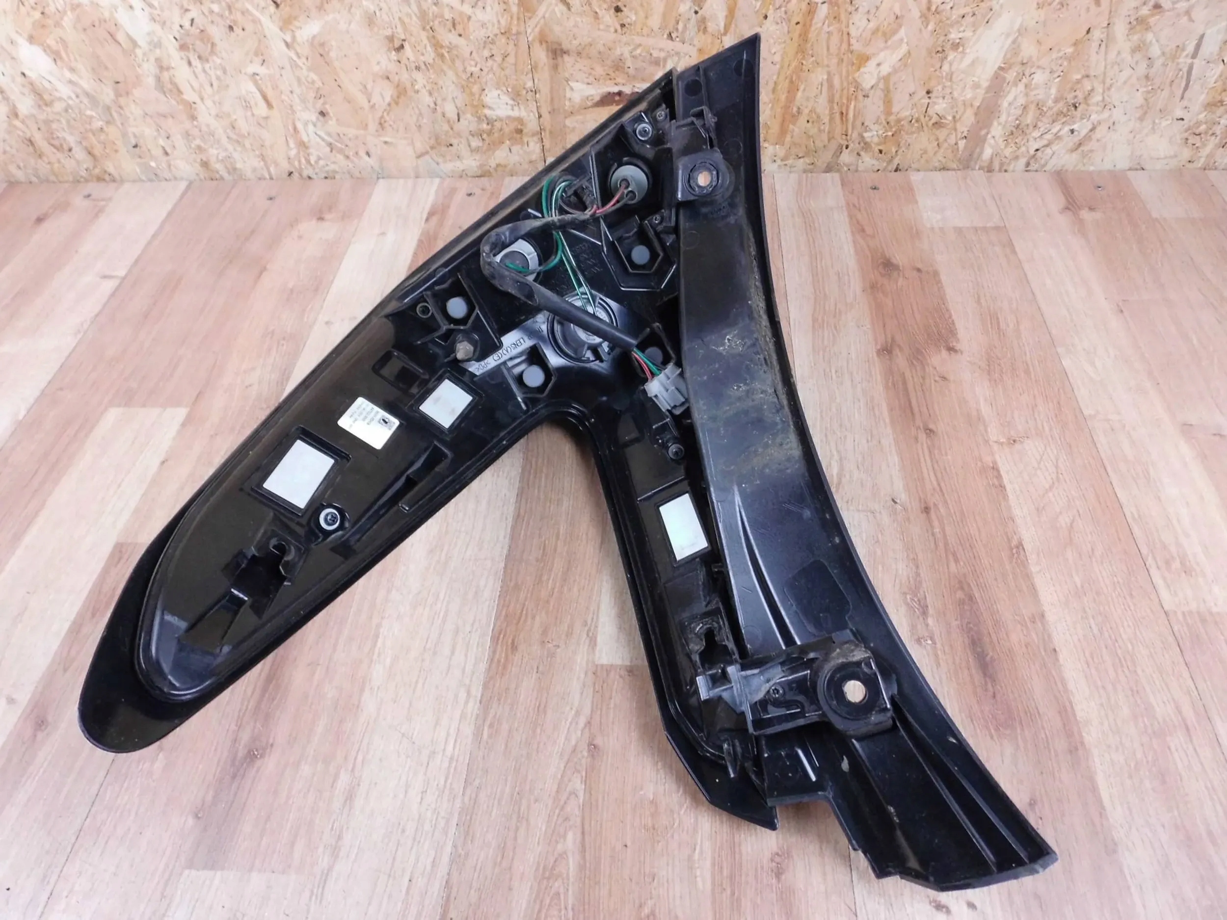 Nissan Leaf II (ZE1) 2019+ light rear left left rear part 265555SH0A