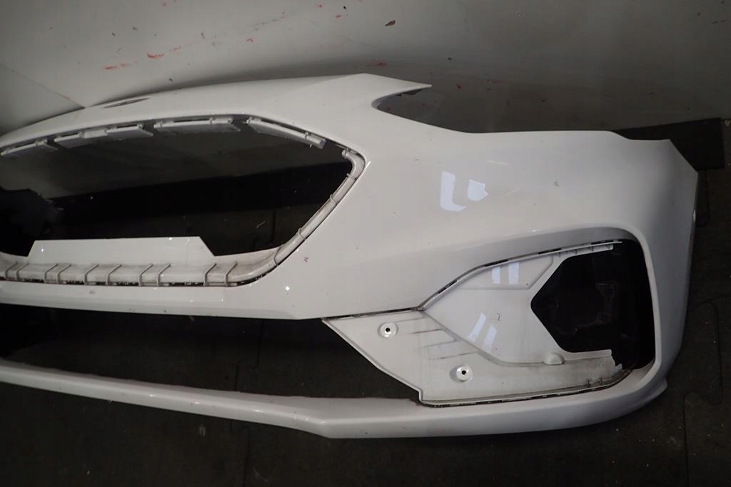 STOSSSTANGE VORNE VORNE FORD FOCUS MK4 ST 18