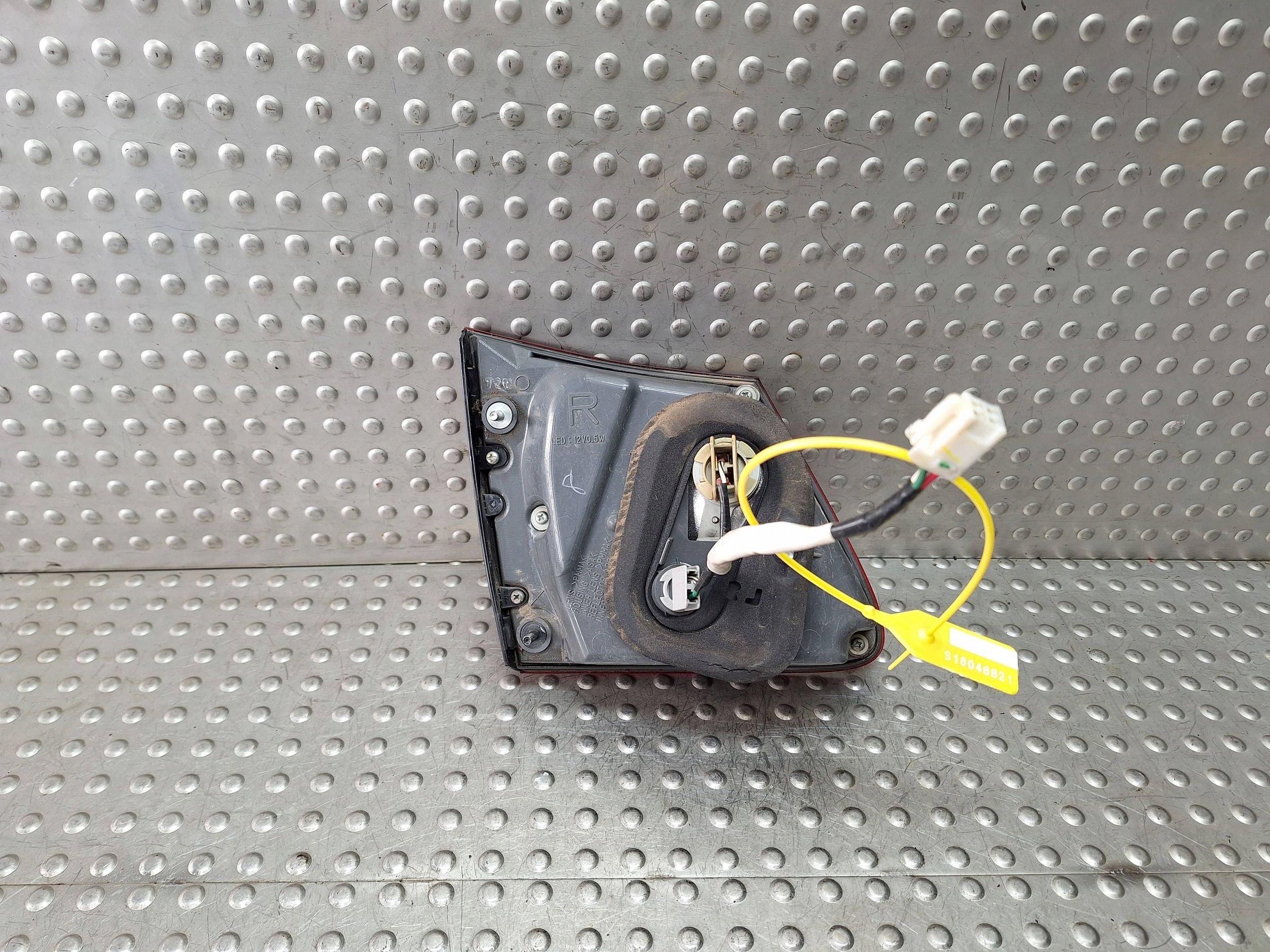 light rear part right to the bonnet LEXUS GS LED 05-12