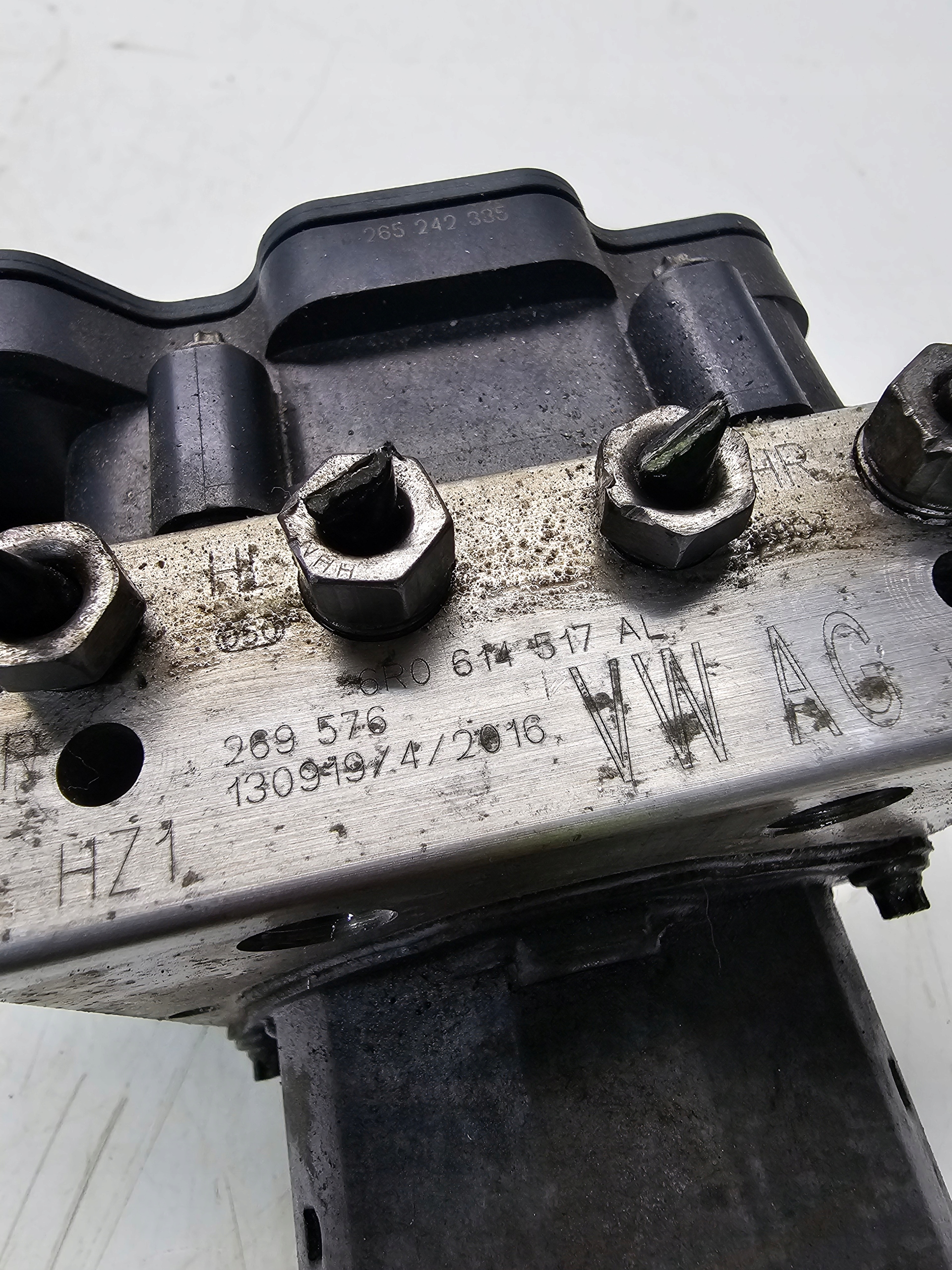 pump control unit ABS ESP AUDI VW SEAT 6R0907379BA