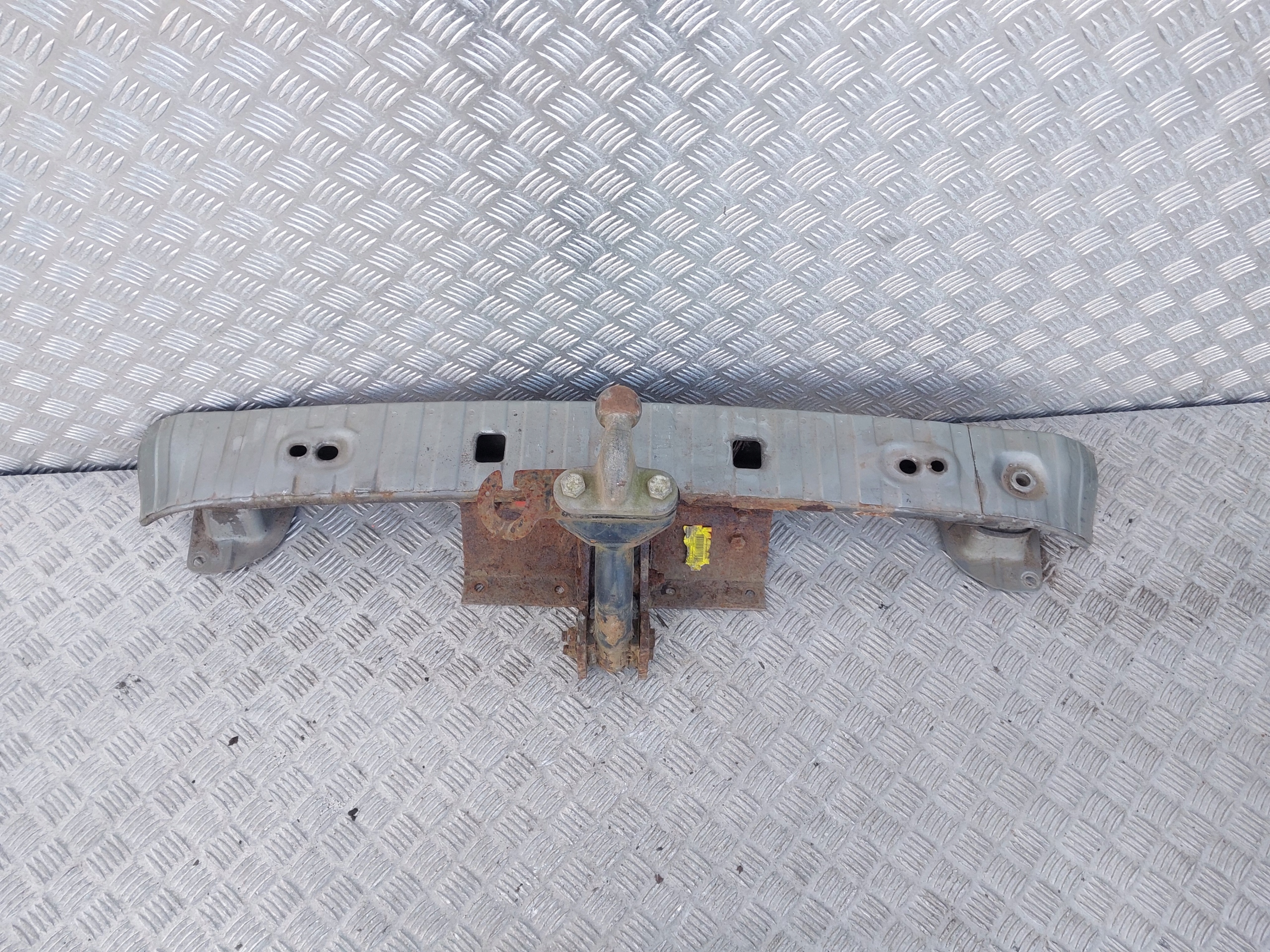 tow+bumper support rear part VOLVO V40 S40 04r 2.0B