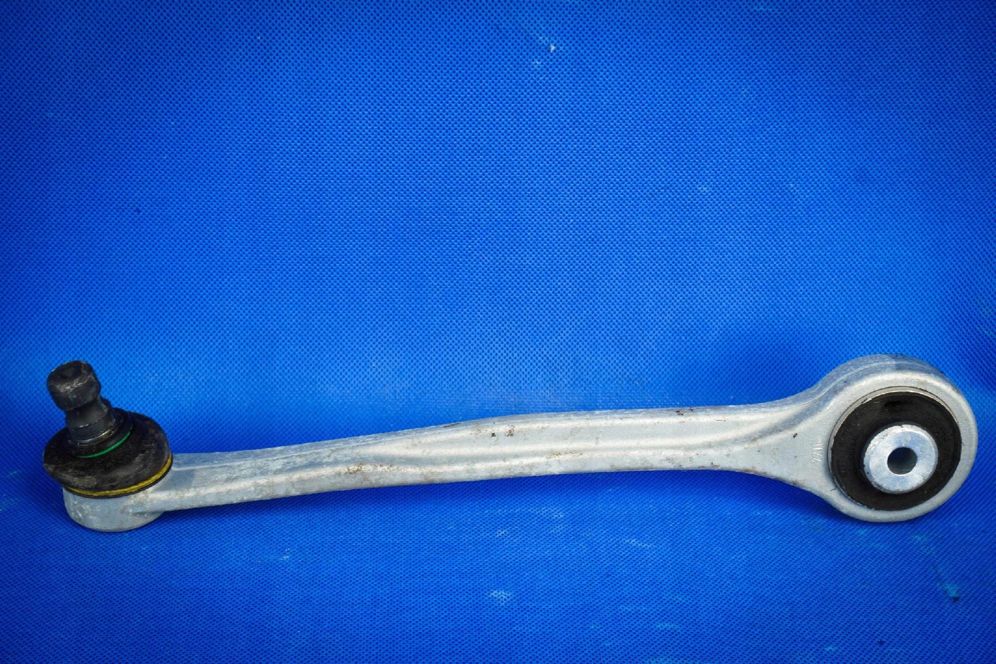 arm front right Audi A4 RS4 A5 8K0407506Q