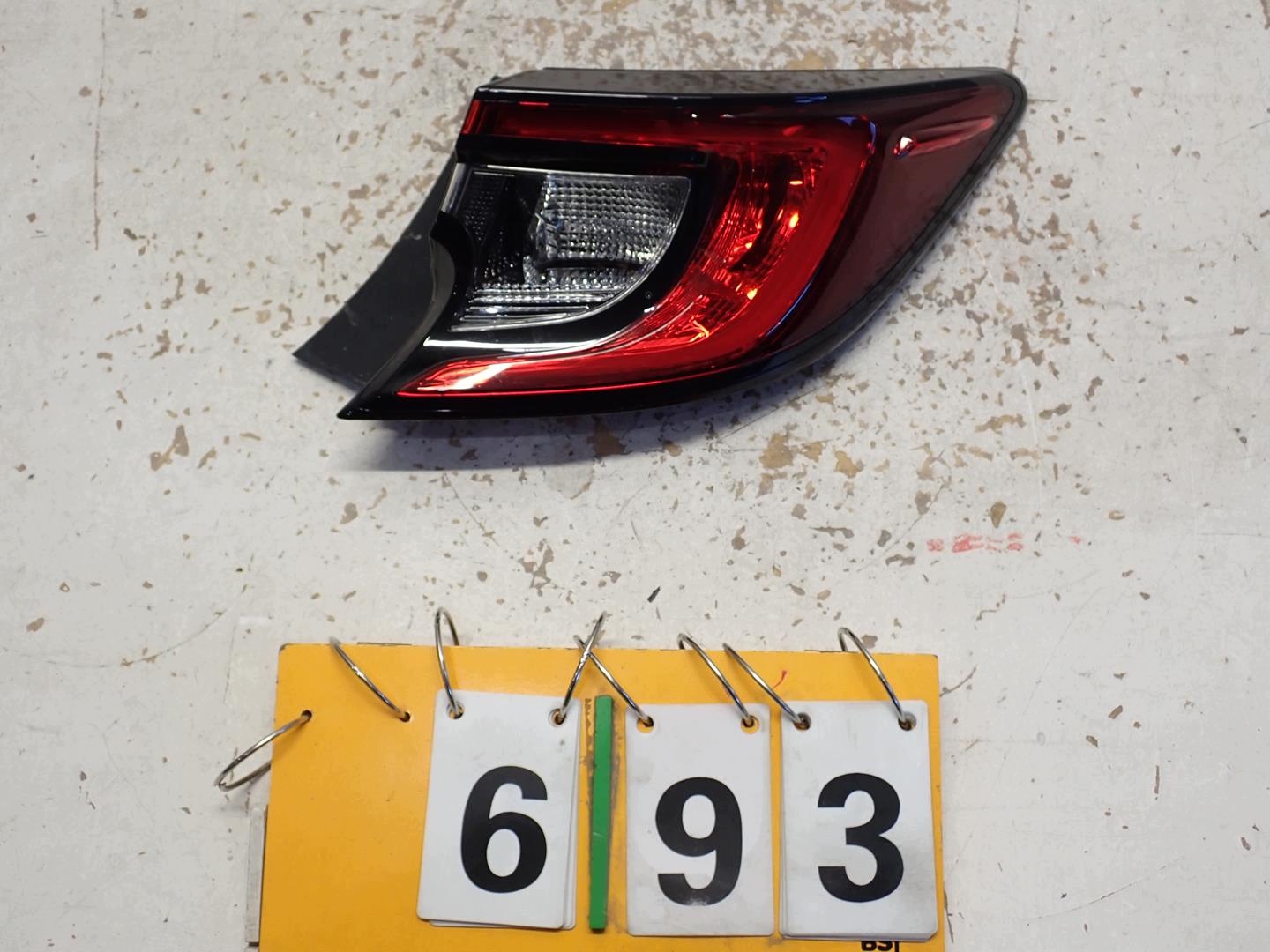 light rear part rear right TOYOTA COROLLA E21 2019- KOMBI