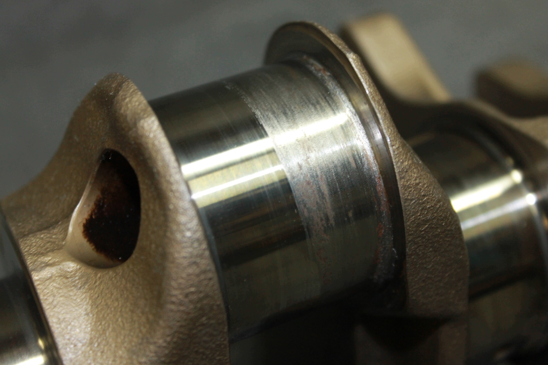 BMW E60 E63 M5 M6 S85B50A V10 5.0i 507KM crank - 7836504