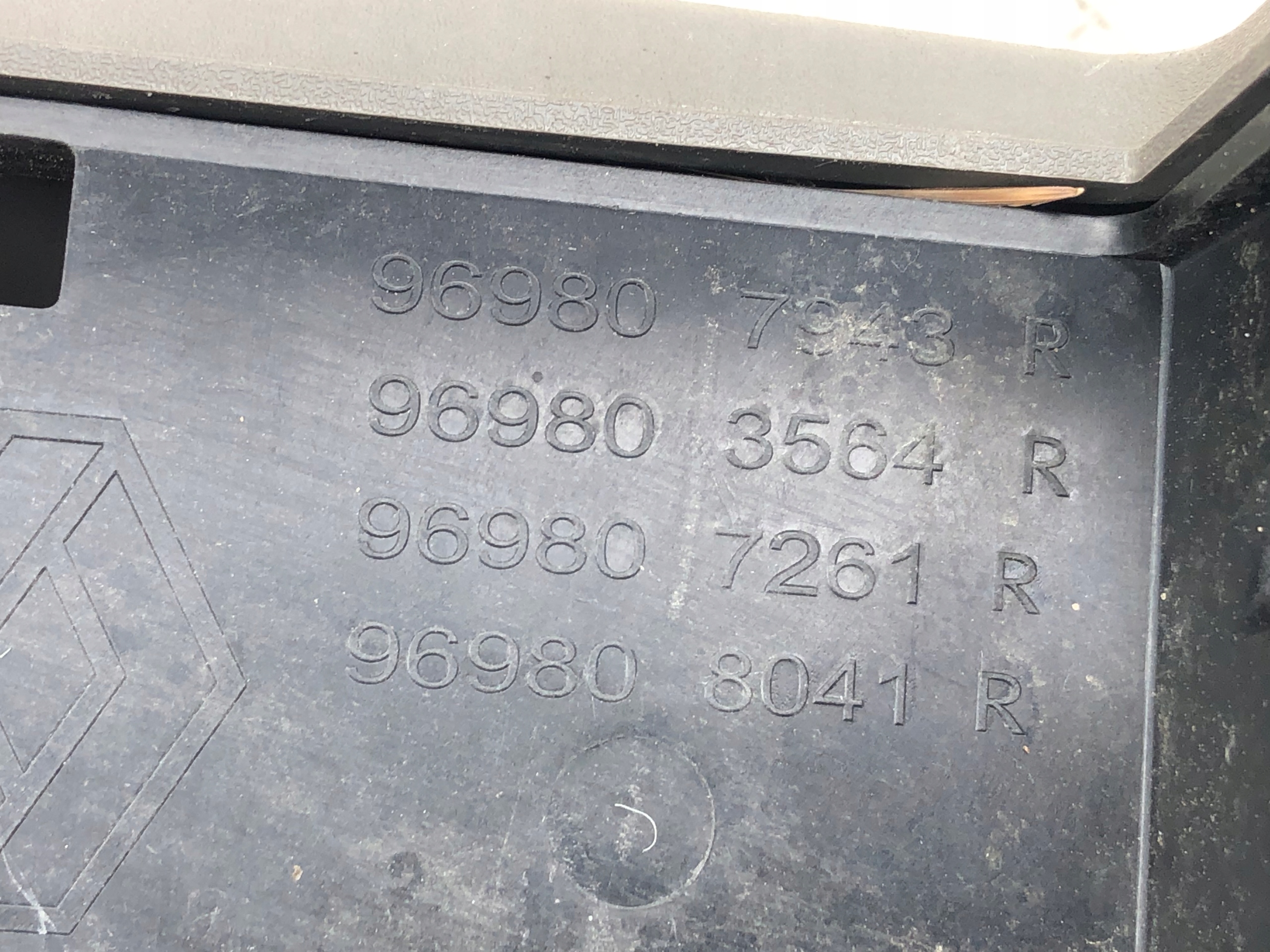 boîte a gant passager couverture de toit RENAULT MASTER III