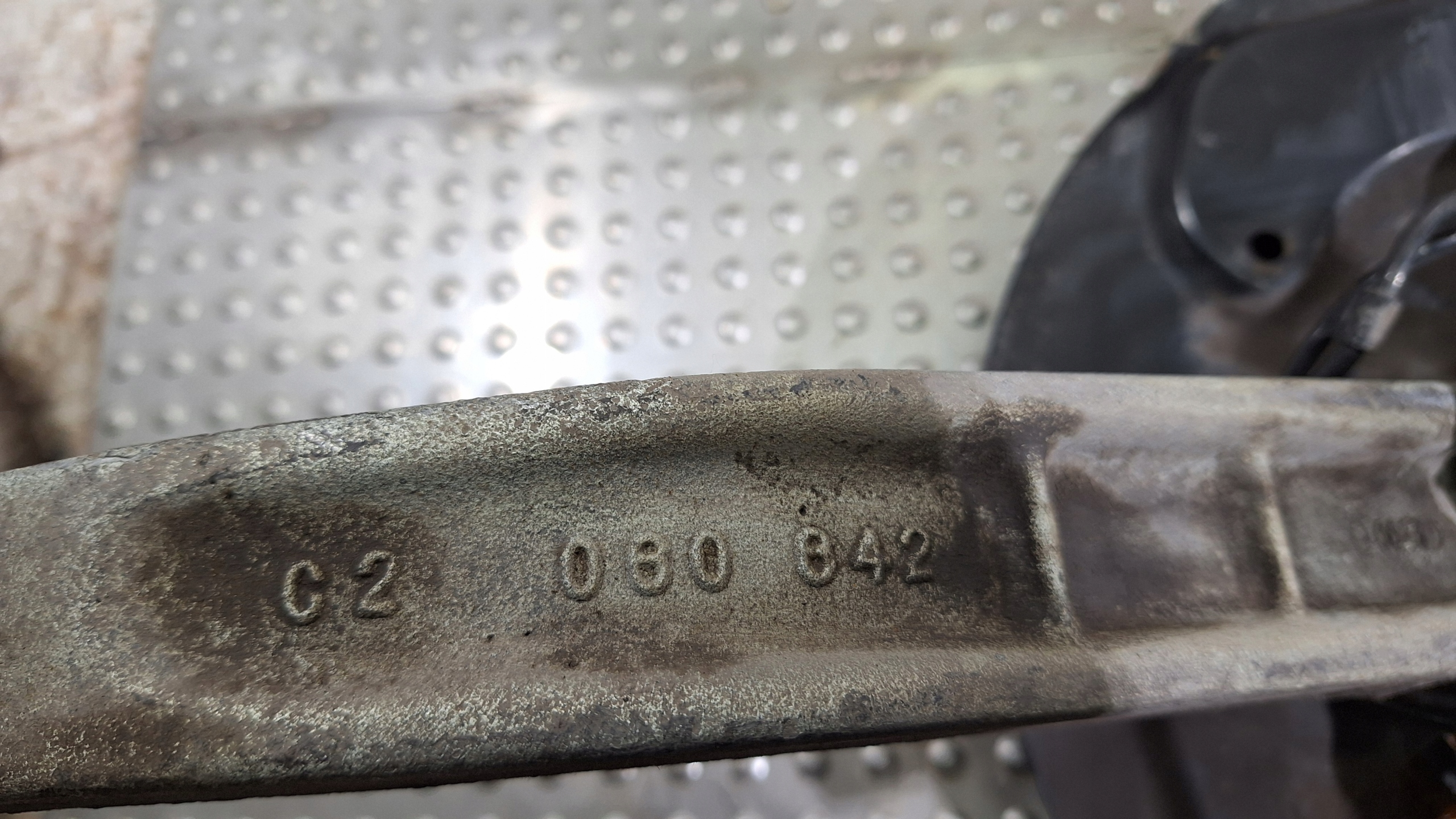 swing left front C2080842 MERCEDES W251 W164 ML GL X164