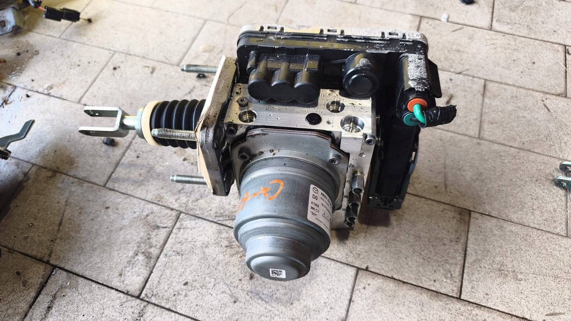 servo frein Mazda CX-60 KR99439A0A
