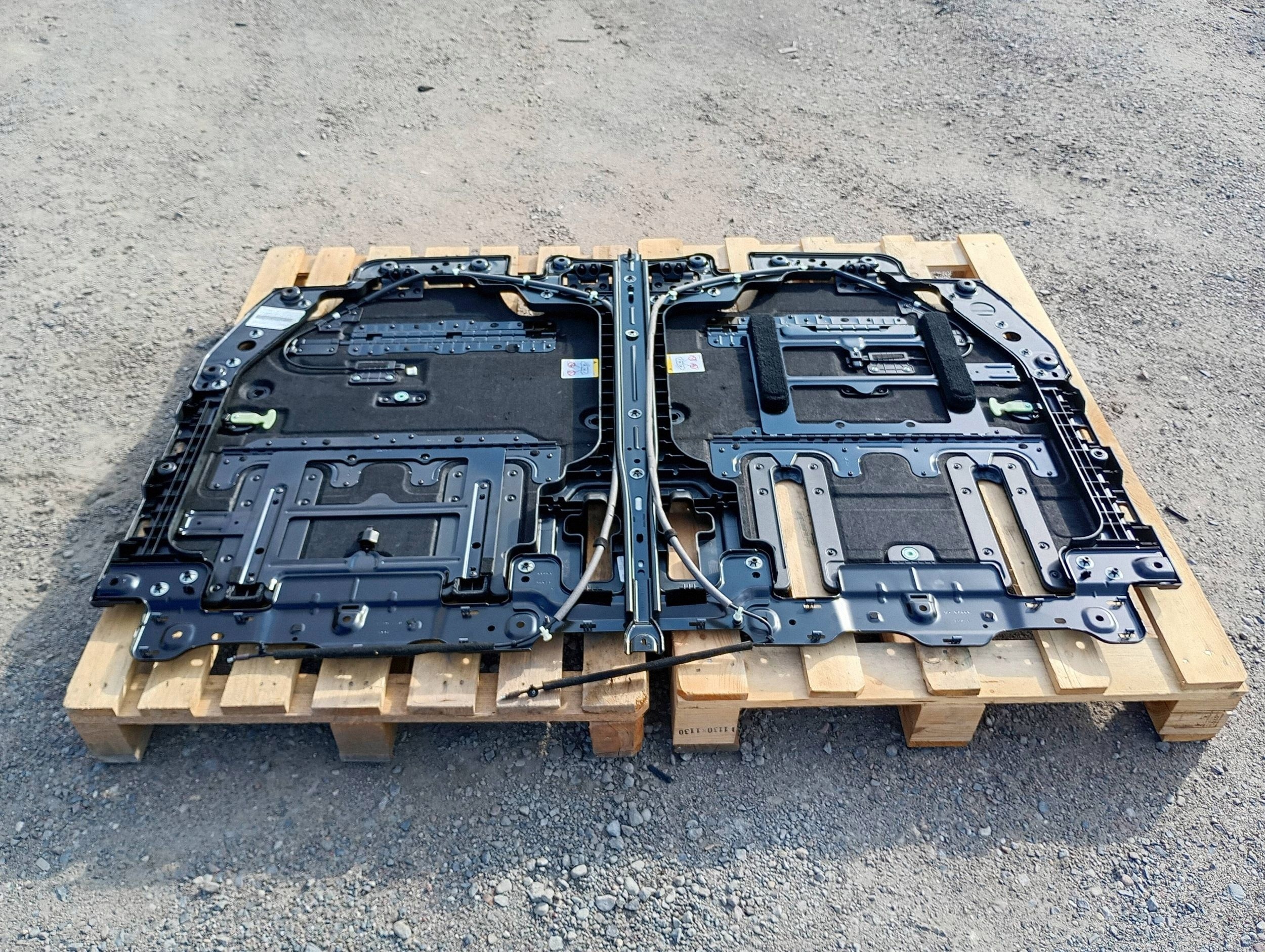 Blende Abdeckung des Bodens BODEN Matte Teppich AUTOTEPPICHE komplet Chrysler Pacifica 2021