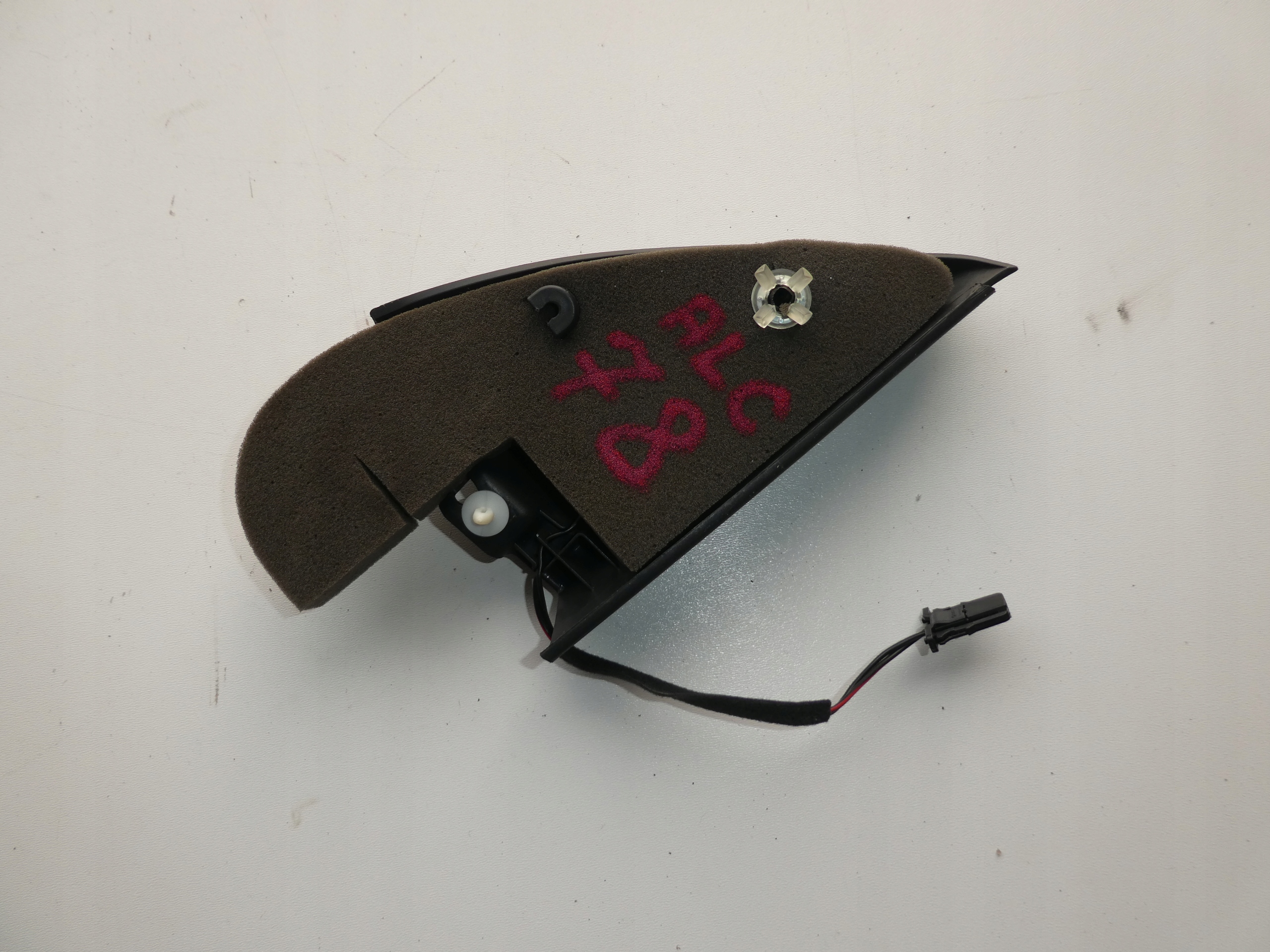 speaker spoiler left front VW TIGUAN 5N0837993B