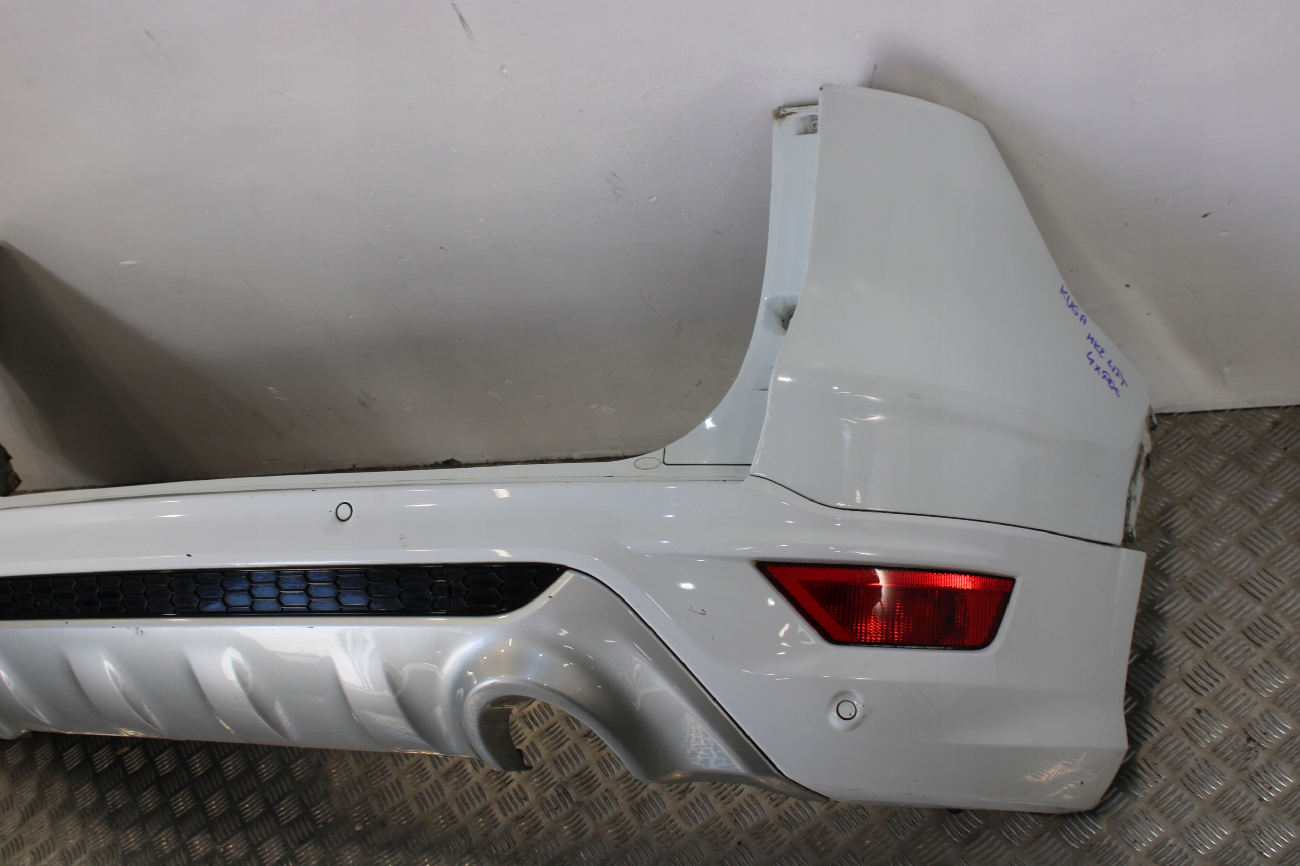 bumper rear part rear complete 4 X PDC FORD KUGA MK2