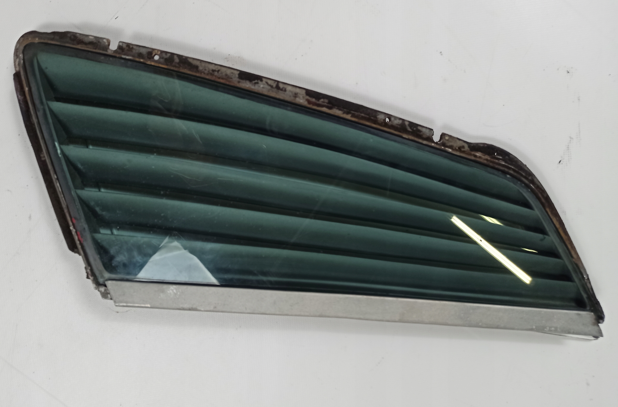 window side trojkat bodywork Mercedes SLC C107