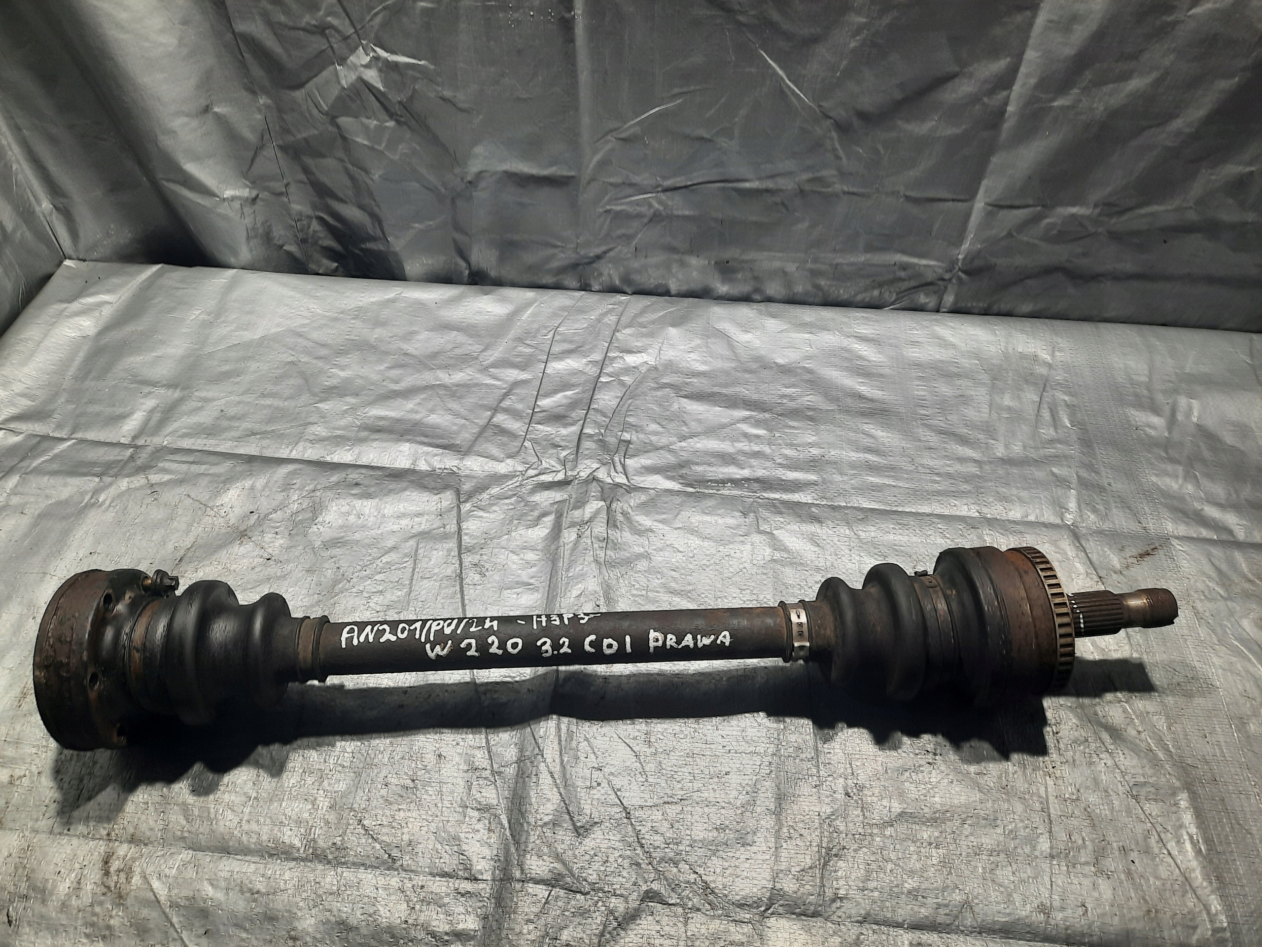 Mercedes W220 3.2 CDI semi-axis semi-axis left right rear part