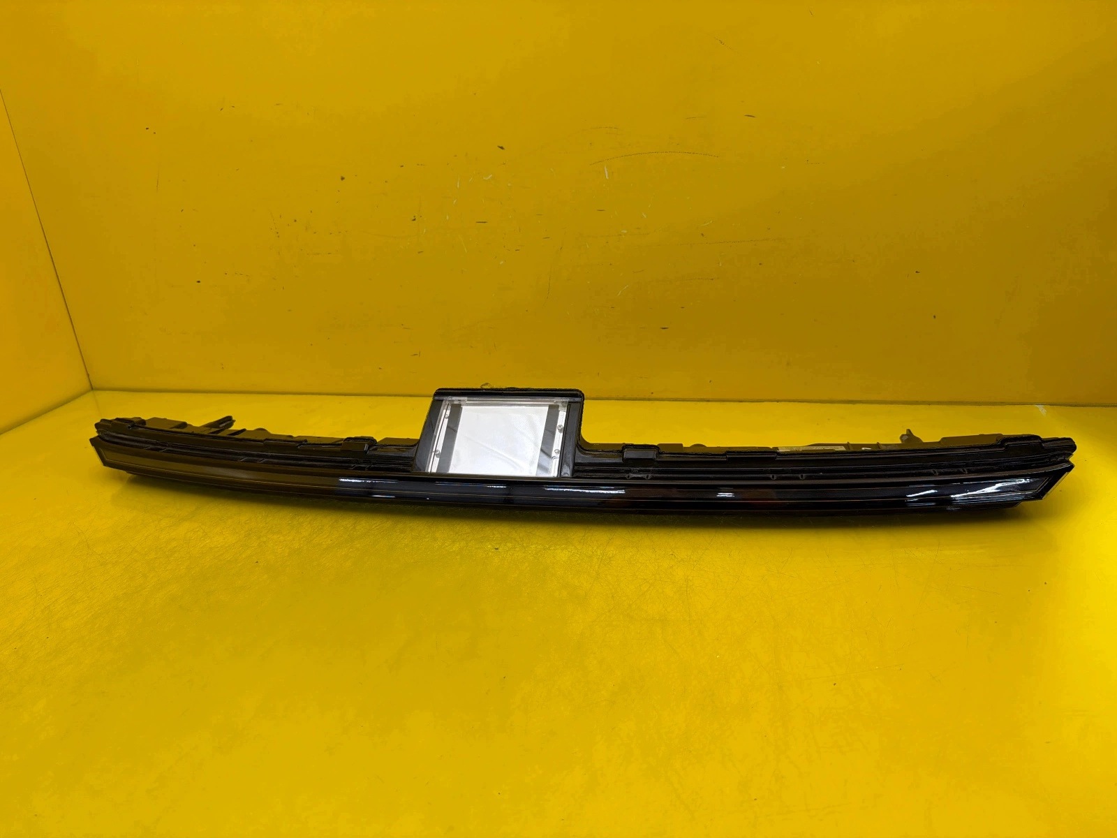far srednja Byd Han 2023- Led DRL HCE-4102300D