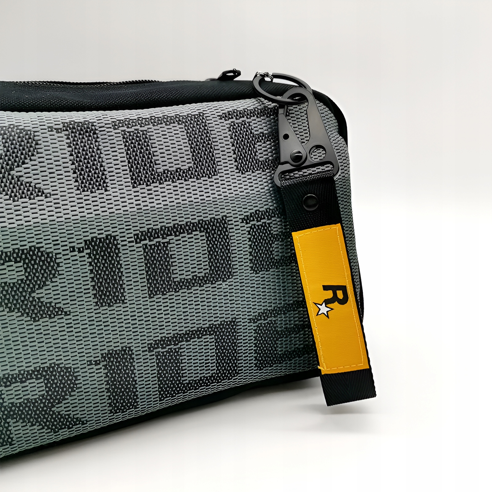 SMYCZ ZAWIESZKA BRELOCZEK ROCKSTAR GTA BRELOK DO KLUCZY MATERIAŁOWA Producent inny