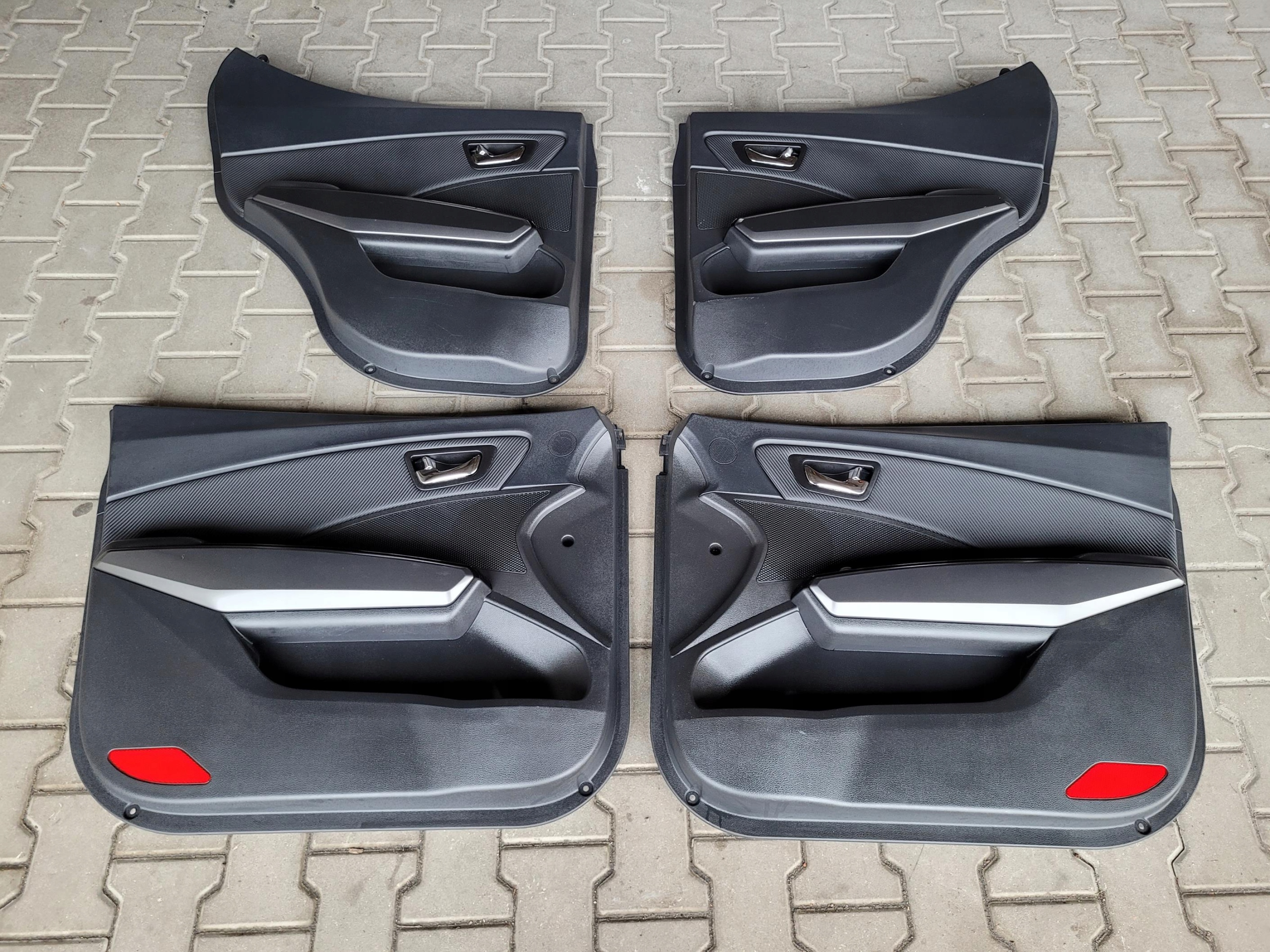 side door front rear part left right SSANGYONG TIVOLI XLV
