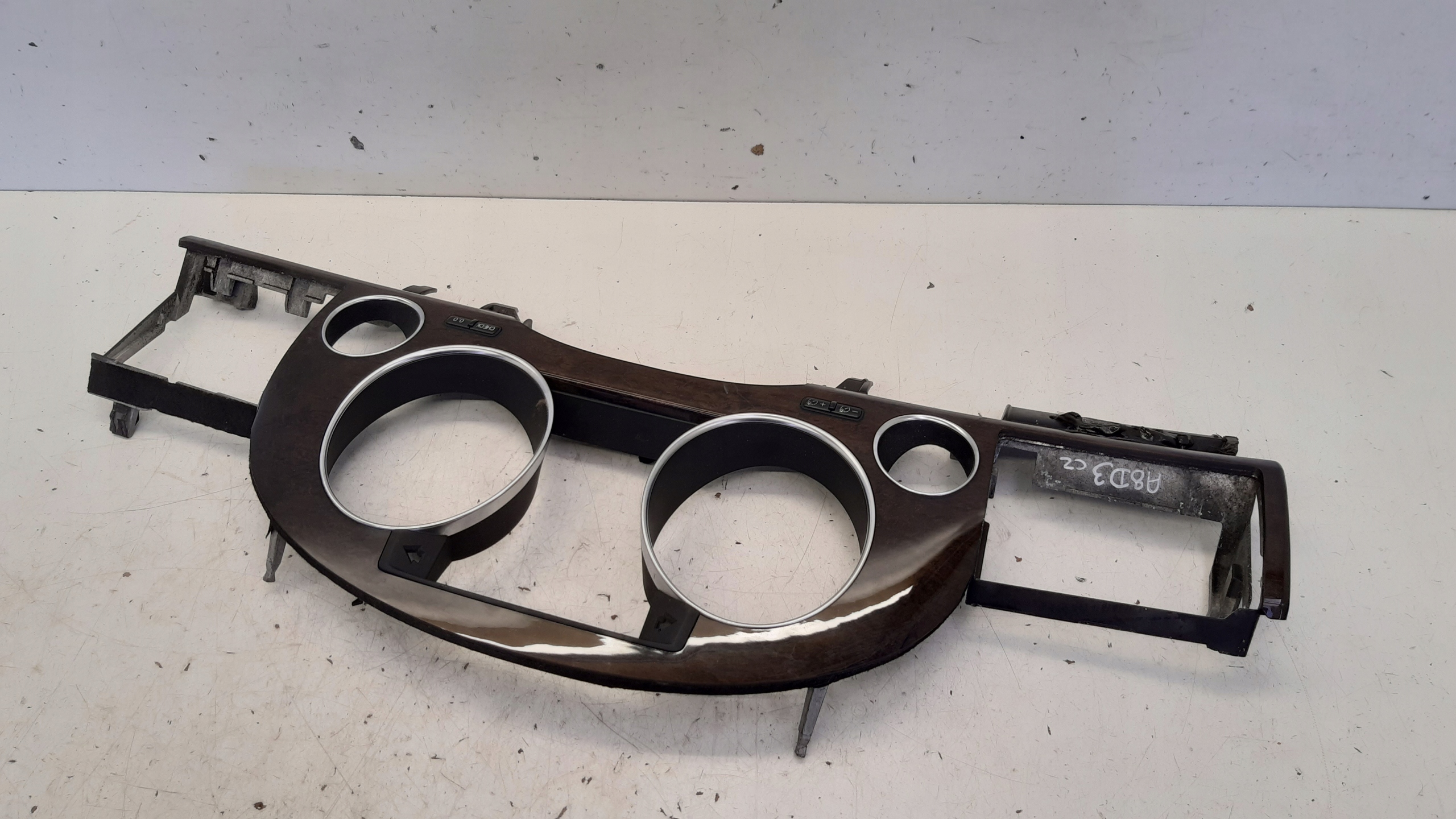 Châssis dekor Instruments tachymètre compte tours 4E1857115C Audi A8 D3