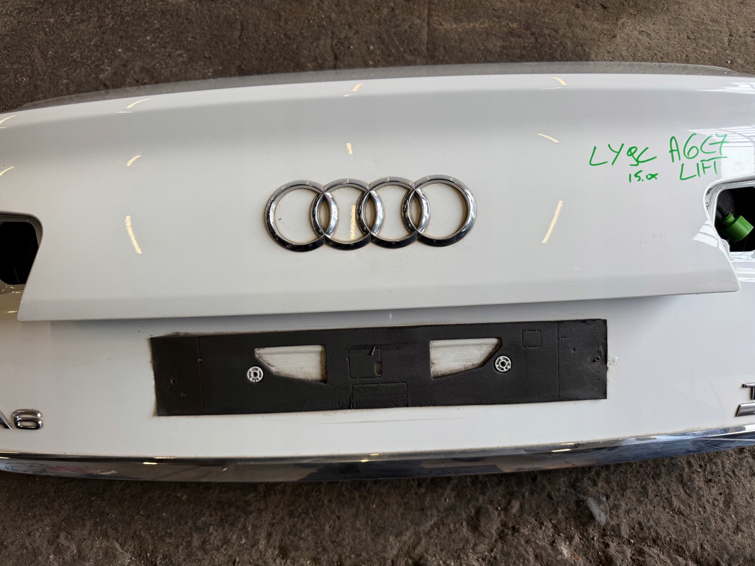 AUDI A6 C7 LIFT LY9C sedan boot door rear cover boot