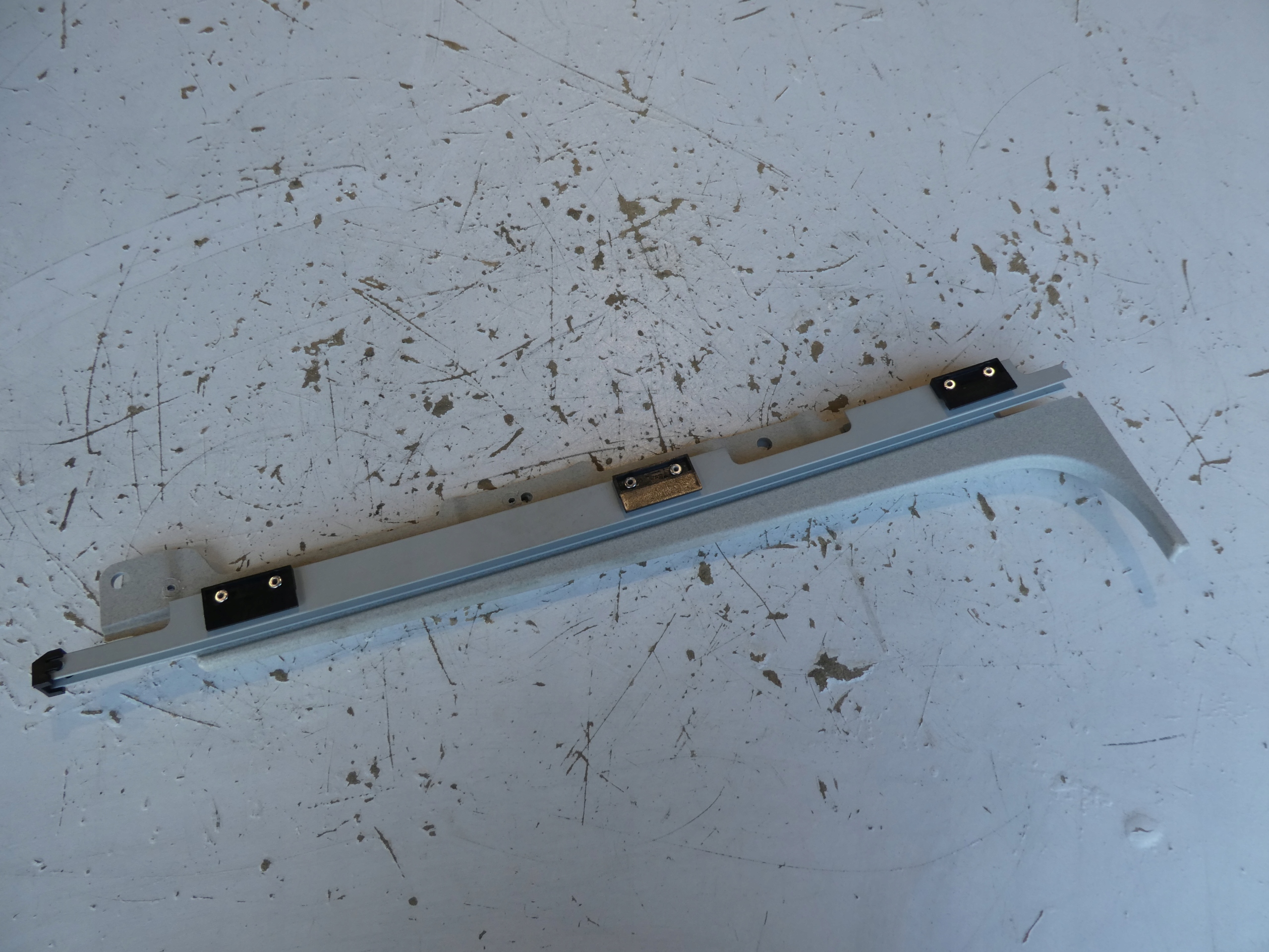 VW T5 MODANATURA PLASTICA SLUPKA 7H7887741