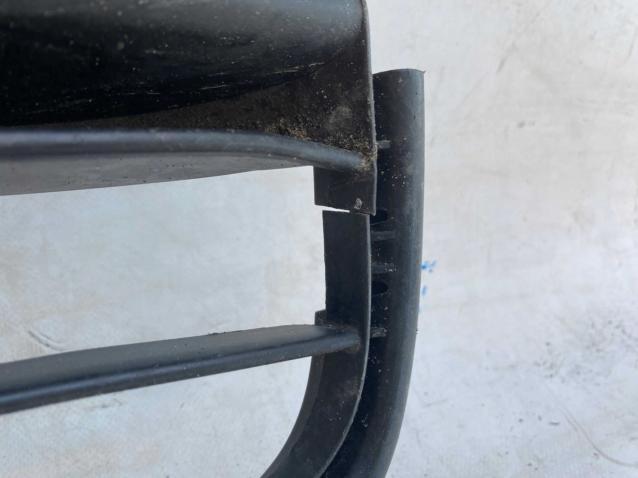 PORSCHE BOXSTER 987 grid of a bumper front right 98750555400