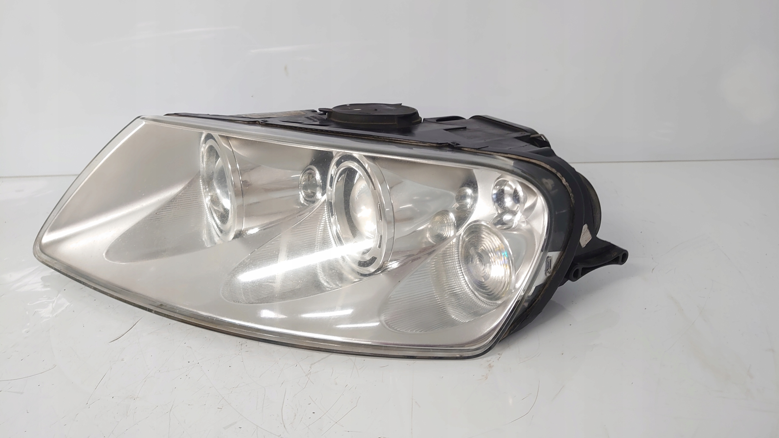 light left front XENON VW TOUAREG 7L EUROPA 7L6941015BB