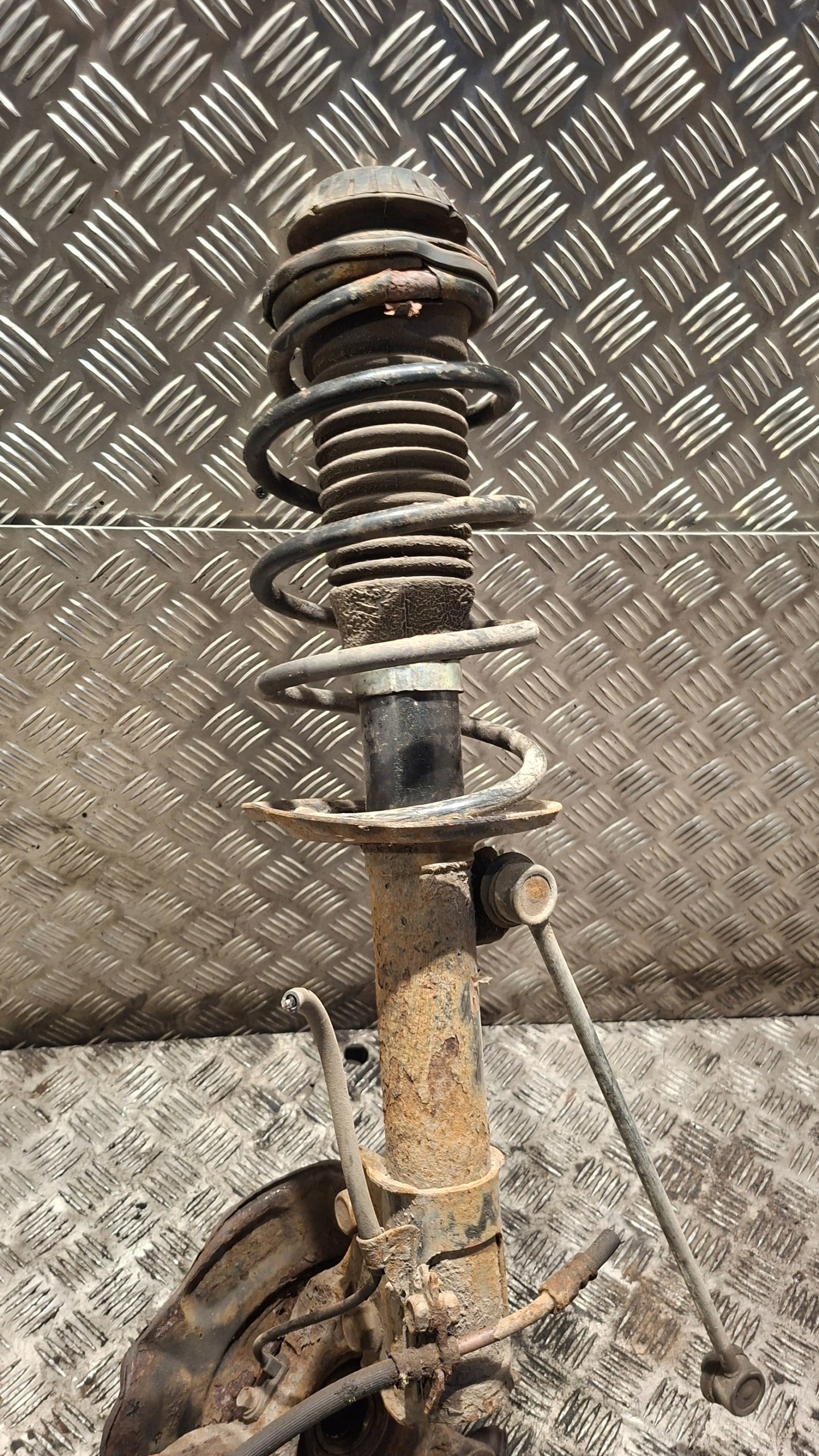 shock absorber swing left front OPEL TIGRA II 1.4