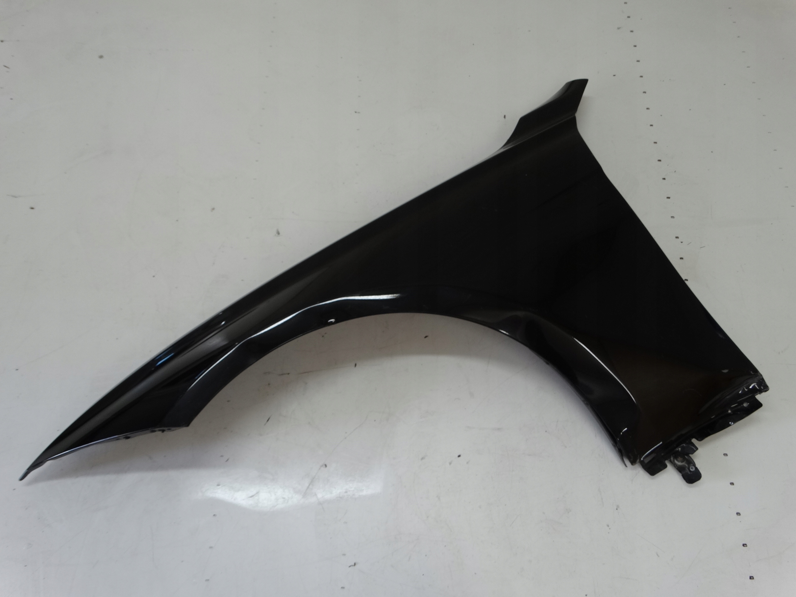 fender left front BMW 3 F30 F31