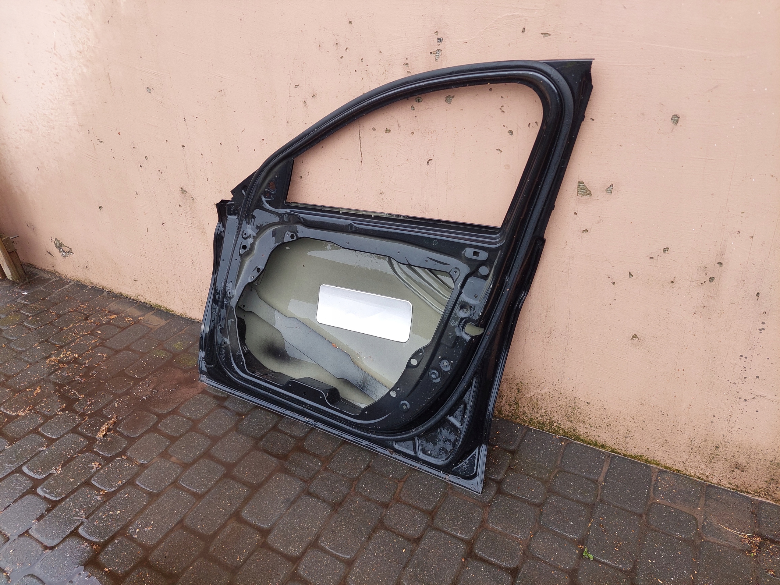 DRZWI PRZÓD PRZEDNIE PRAWE MERCEDES C-KLASA 205 W205 A205 15-20 A2057220210 Typ samochodu Samochody osobowe