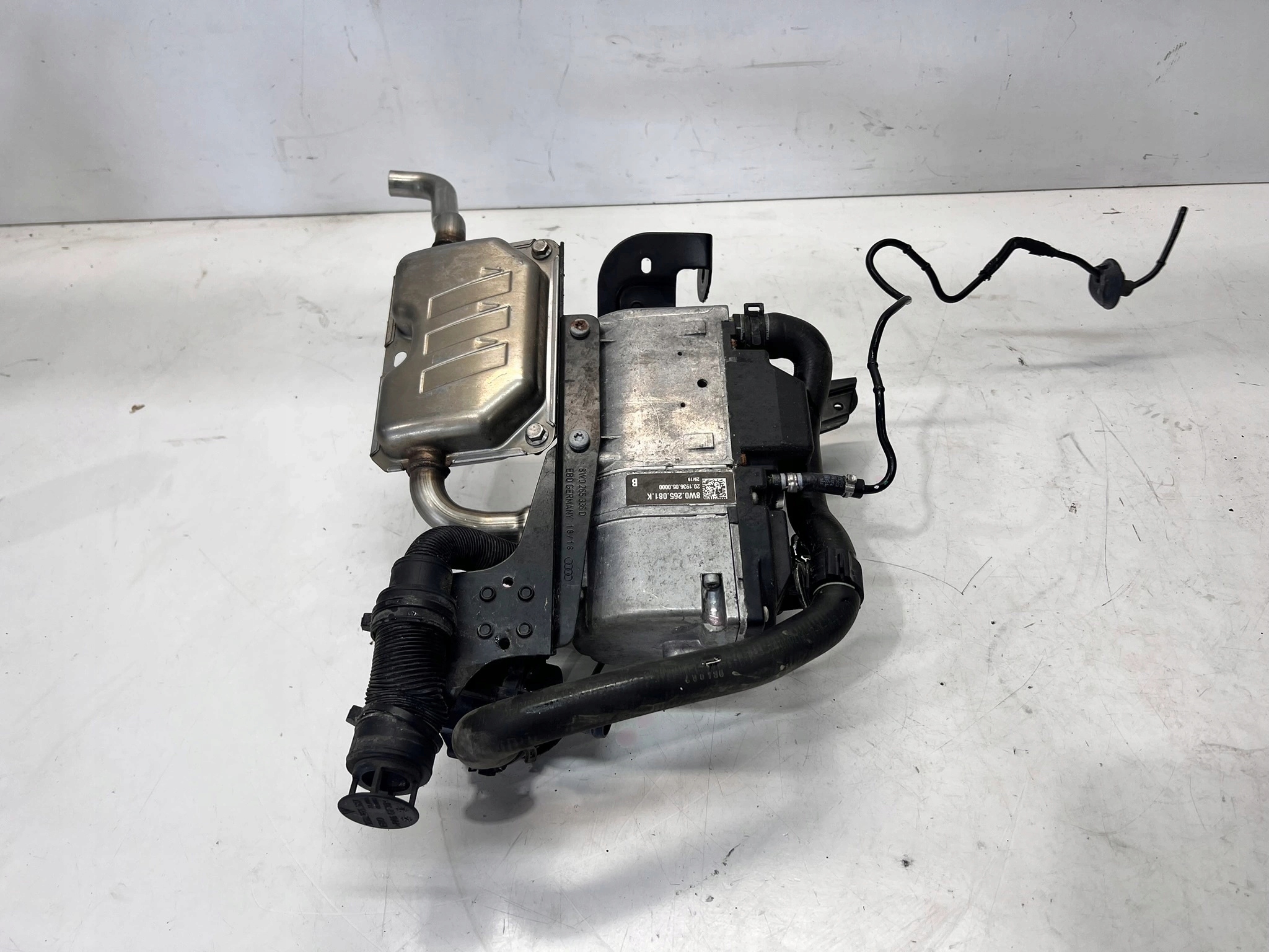 WEBASTO DOGRZEWACZ AUDI A4 B9 A5 8W0265081K