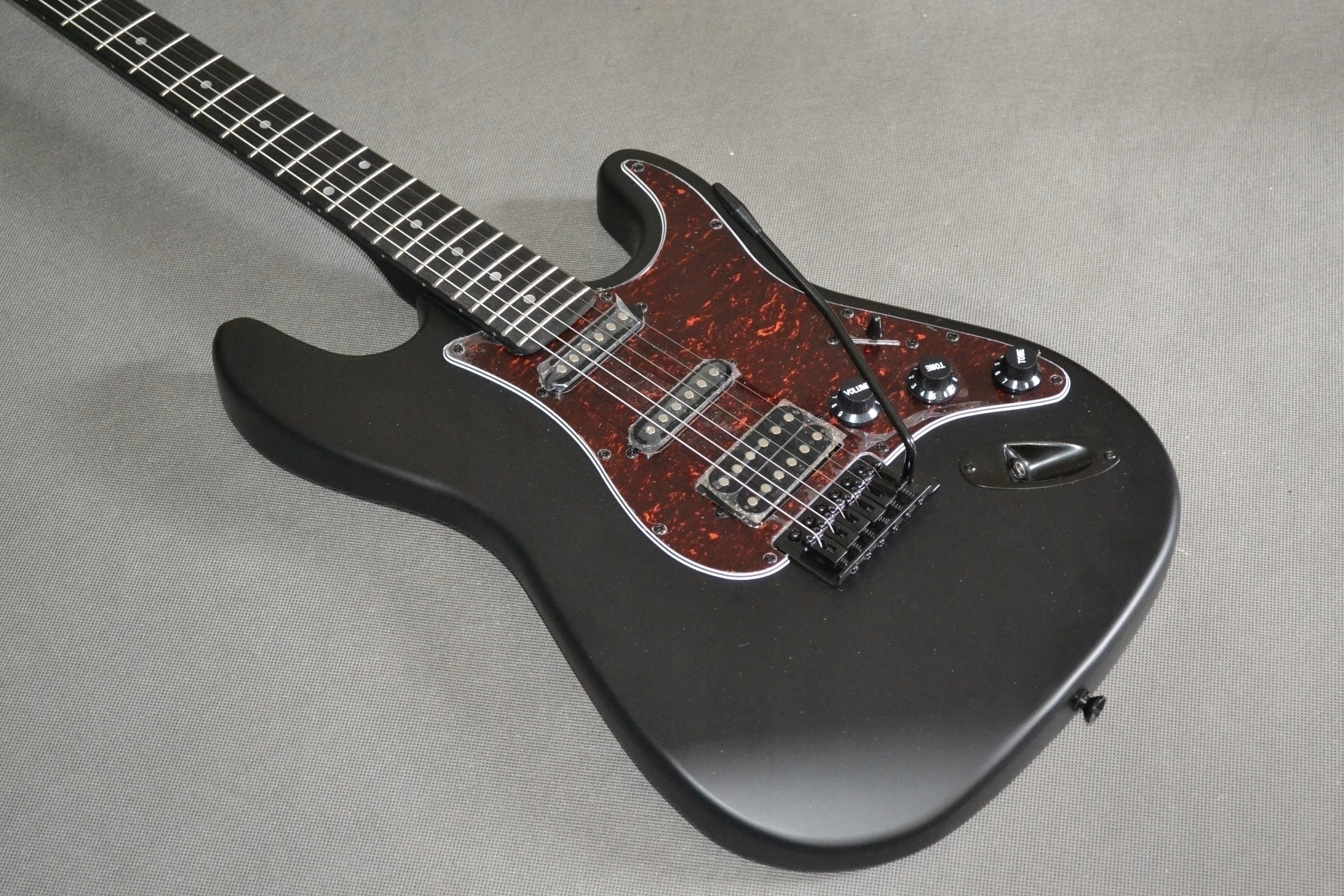 HARLEY BENTON ST-20HSS ST-20 HSS SBK STRATOCASTER USTAWIONY LUTNICZO Rodzaj Stratocaster