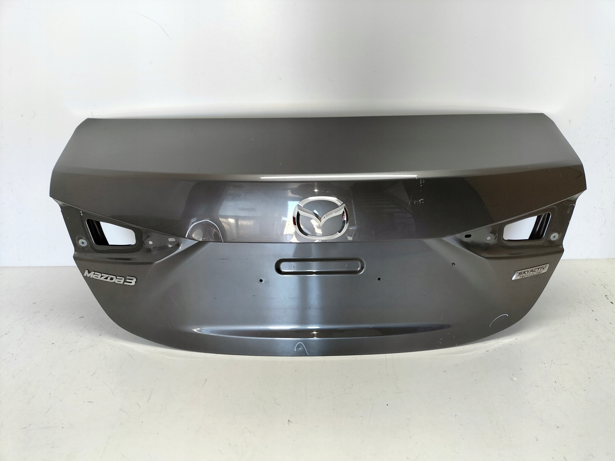 boot doors boot rear part MAZDA 3 BM 13- sedan