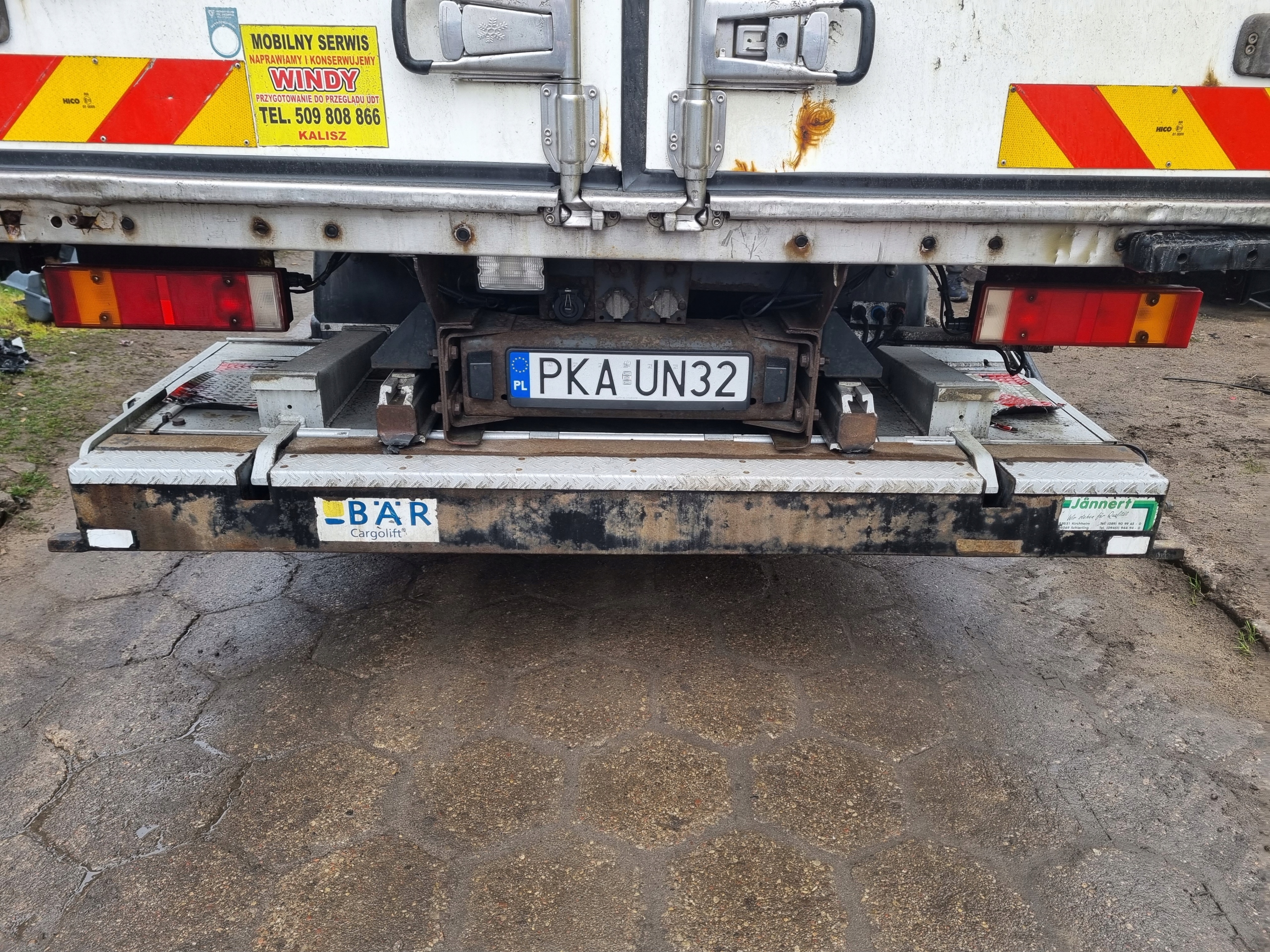 ПІДЙОМНА ПЛАТФОРМА DAF MAN UDT ДО 08.2023