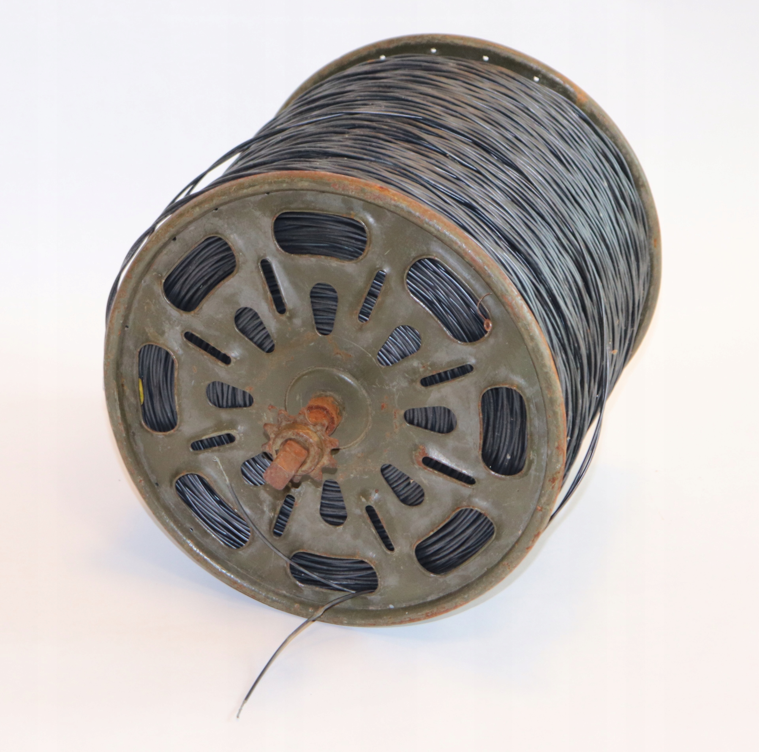 Szpula z kablem telefonicznym kabel PKL 400m Producent Inna