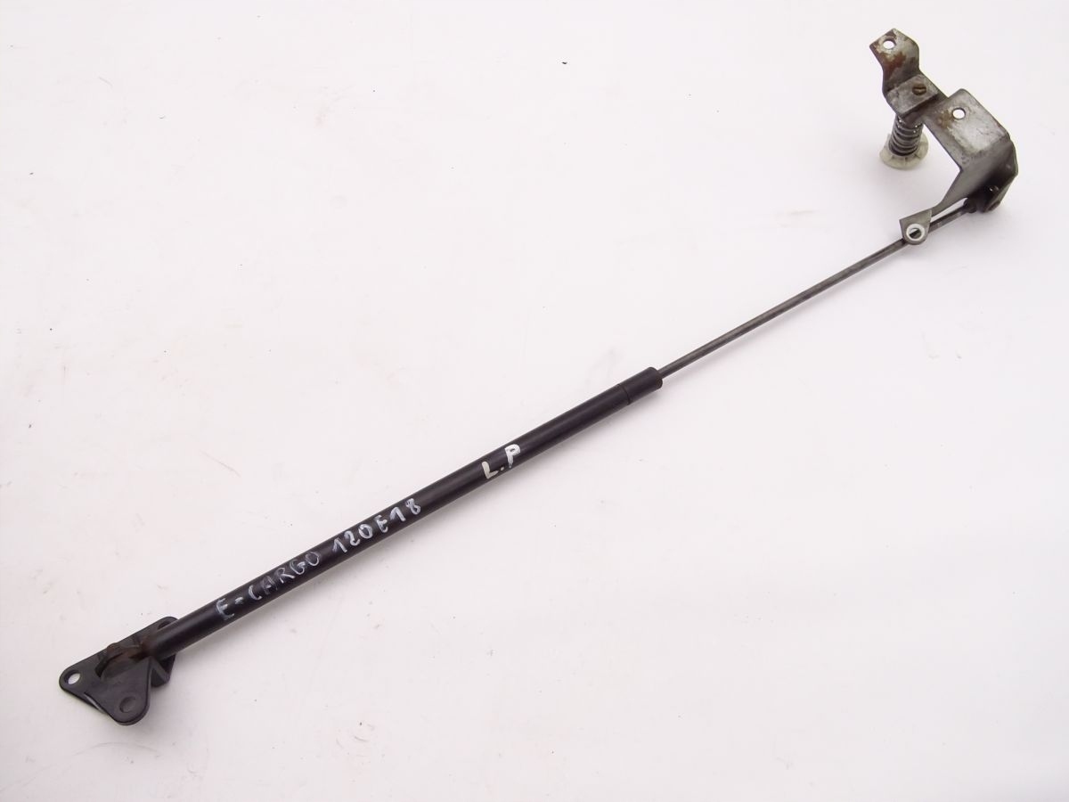 IVECO EUROCARGO 91-02 SIŁOWNIK MASKI LEWY